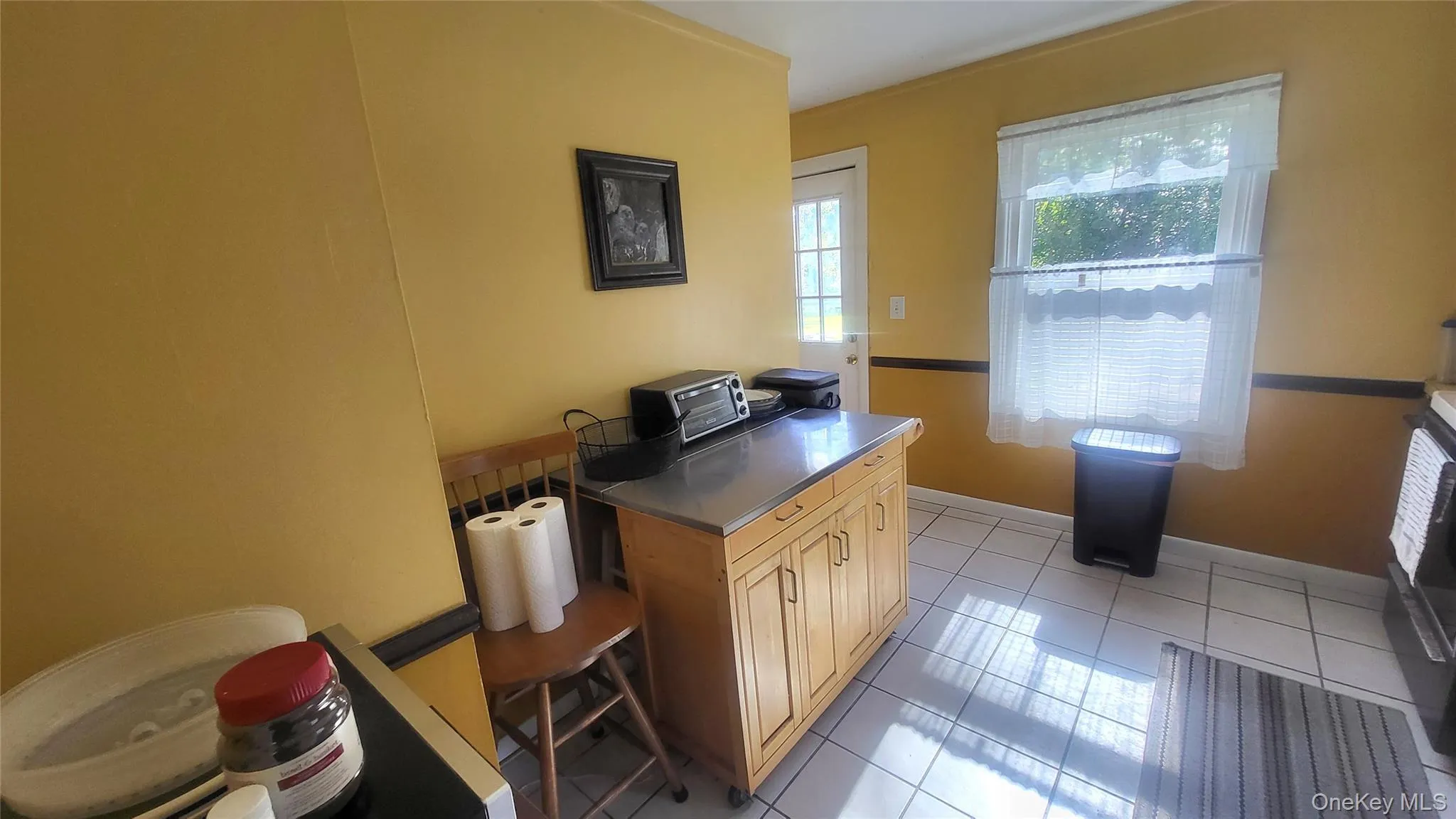 26 Bahret Avenue, Poughkeepsie (town), NY, 2 Bedrooms Bedrooms, 5 Rooms Rooms,1 BathroomBathrooms,Residential,For Rent,Bahret,0,1065049 26 Bahret Avenue, Poughkeepsie (town), NY, 2 Bedrooms Bedrooms, 5 Rooms Rooms,1 BathroomBathrooms,Residential,For Rent,Bahret,0,1065049