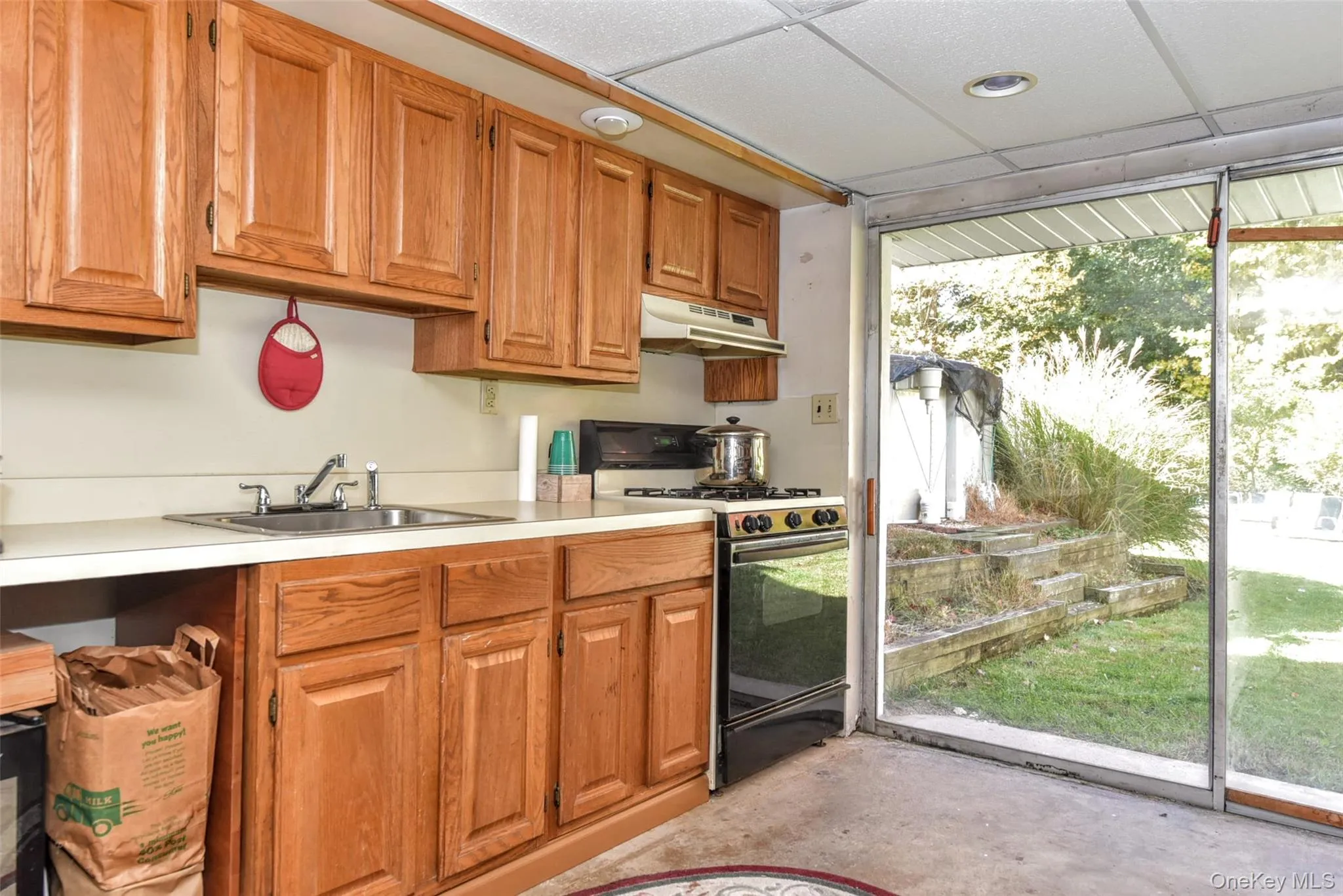 12 Highview Avenue, Ramapo, NY, 4 Bedrooms Bedrooms, 9 Rooms Rooms,3 BathroomsBathrooms,Residential,For Rent,Highview,0,1065051 12 Highview Avenue, Ramapo, NY, 4 Bedrooms Bedrooms, 9 Rooms Rooms,3 BathroomsBathrooms,Residential,For Rent,Highview,0,1065051