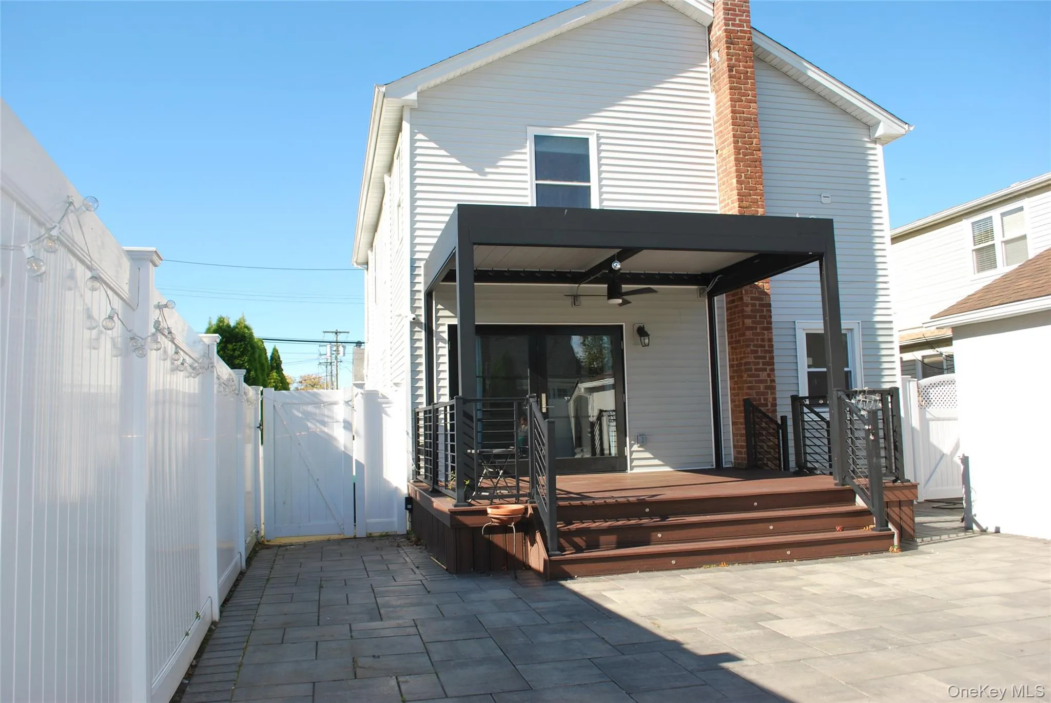 42 13th Avenue, North Hempstead, NY, 4 Bedrooms Bedrooms, 8 Rooms Rooms,3 BathroomsBathrooms,Residential Lease,For Rent,13th,0,1065052 42 13th Avenue, North Hempstead, NY, 4 Bedrooms Bedrooms, 8 Rooms Rooms,3 BathroomsBathrooms,Residential Lease,For Rent,13th,0,1065052