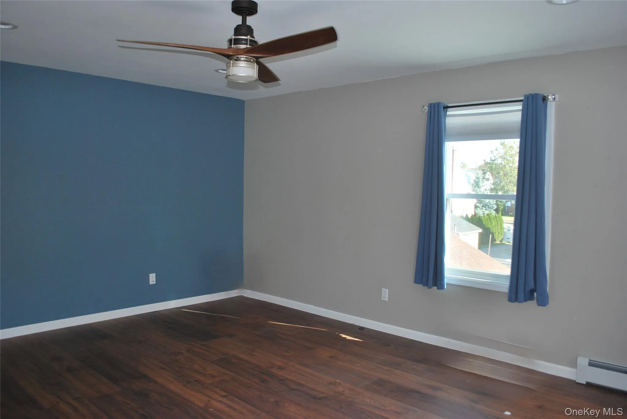 42 13th Avenue, North Hempstead, NY, 4 Bedrooms Bedrooms, 8 Rooms Rooms,3 BathroomsBathrooms,Residential Lease,For Rent,13th,0,1065052 42 13th Avenue, North Hempstead, NY, 4 Bedrooms Bedrooms, 8 Rooms Rooms,3 BathroomsBathrooms,Residential Lease,For Rent,13th,0,1065052