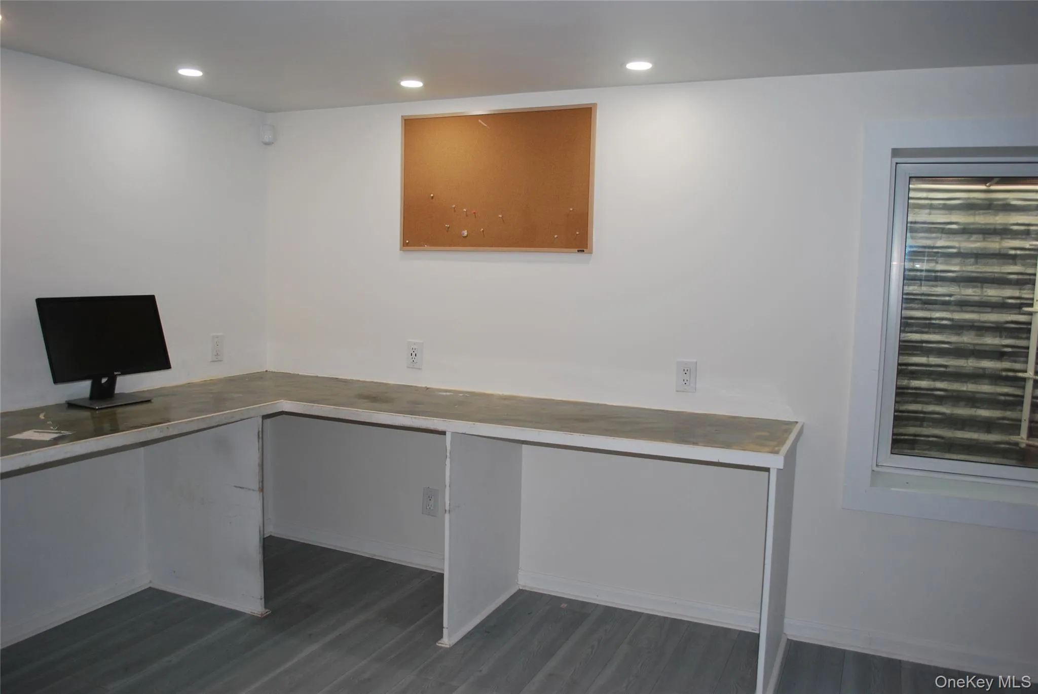 42 13th Avenue, North Hempstead, NY, 4 Bedrooms Bedrooms, 8 Rooms Rooms,3 BathroomsBathrooms,Residential Lease,For Rent,13th,0,1065052 42 13th Avenue, North Hempstead, NY, 4 Bedrooms Bedrooms, 8 Rooms Rooms,3 BathroomsBathrooms,Residential Lease,For Rent,13th,0,1065052