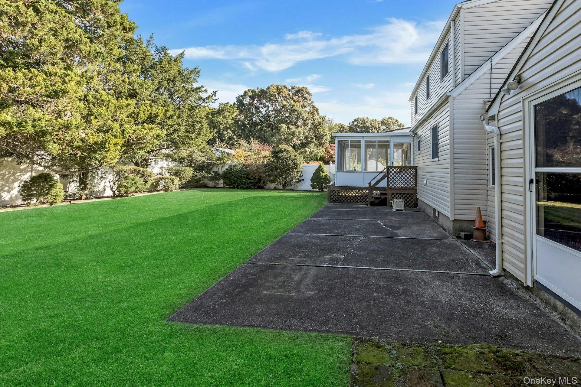 105 Oak Street, Oyster Bay, NY, 4 Bedrooms Bedrooms, 6 Rooms Rooms,2 BathroomsBathrooms,Residential,For Rent,Oak,0,1065061 105 Oak Street, Oyster Bay, NY, 4 Bedrooms Bedrooms, 6 Rooms Rooms,2 BathroomsBathrooms,Residential,For Rent,Oak,0,1065061