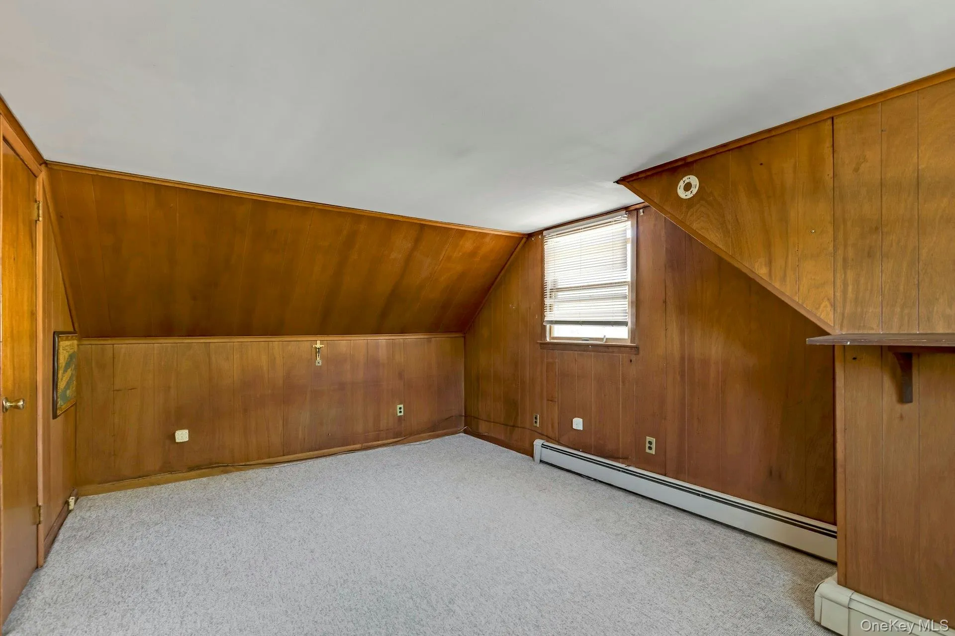 105 Oak Street, Oyster Bay, NY, 4 Bedrooms Bedrooms, 6 Rooms Rooms,2 BathroomsBathrooms,Residential,For Rent,Oak,0,1065061 105 Oak Street, Oyster Bay, NY, 4 Bedrooms Bedrooms, 6 Rooms Rooms,2 BathroomsBathrooms,Residential,For Rent,Oak,0,1065061