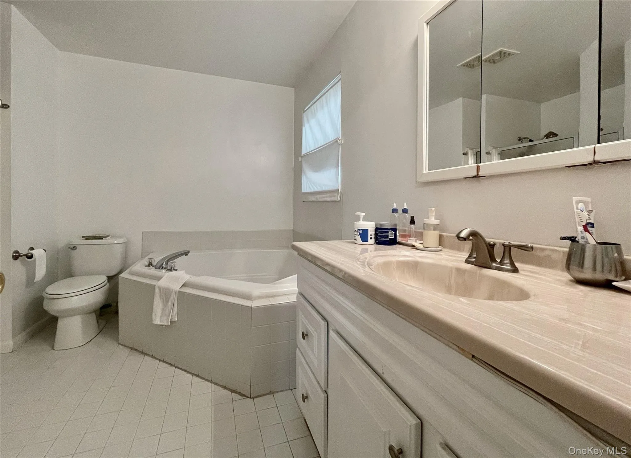 1804 Dorset Drive, Greenburgh, NY, 3 Bedrooms Bedrooms, 8 Rooms Rooms,2 BathroomsBathrooms,Residential Lease,For Rent,Dorset,0,1065068 1804 Dorset Drive, Greenburgh, NY, 3 Bedrooms Bedrooms, 8 Rooms Rooms,2 BathroomsBathrooms,Residential Lease,For Rent,Dorset,0,1065068