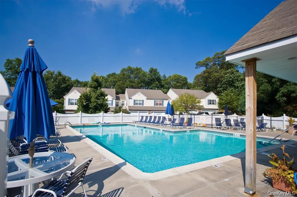 1804 Dorset Drive, Greenburgh, NY, 3 Bedrooms Bedrooms, 8 Rooms Rooms,2 BathroomsBathrooms,Residential Lease,For Rent,Dorset,0,1065068 1804 Dorset Drive, Greenburgh, NY, 3 Bedrooms Bedrooms, 8 Rooms Rooms,2 BathroomsBathrooms,Residential Lease,For Rent,Dorset,0,1065068