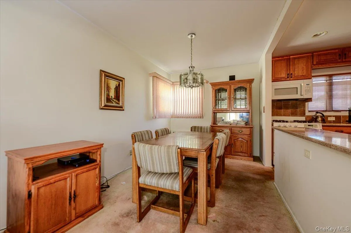 121 Pine Street, Oyster Bay, NY, 3 Bedrooms Bedrooms, 7 Rooms Rooms,1 BathroomBathrooms,Residential,For Rent,Pine,0,1065081 121 Pine Street, Oyster Bay, NY, 3 Bedrooms Bedrooms, 7 Rooms Rooms,1 BathroomBathrooms,Residential,For Rent,Pine,0,1065081