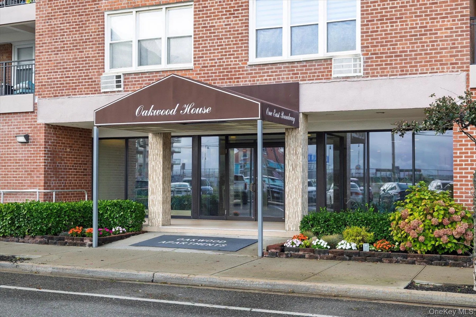 1 E Broadway, Long Beach, NY , With , 1 Bedroom , and , 3 Room , 1 Bathroom , For , Residential Lease , For Rent , 1065093 , MLSID,1065093 1 E Broadway, Long Beach, NY , With , 1 Bedroom , and , 3 Room , 1 Bathroom , For , Residential Lease , For Rent , 1065093 , MLSID,1065093