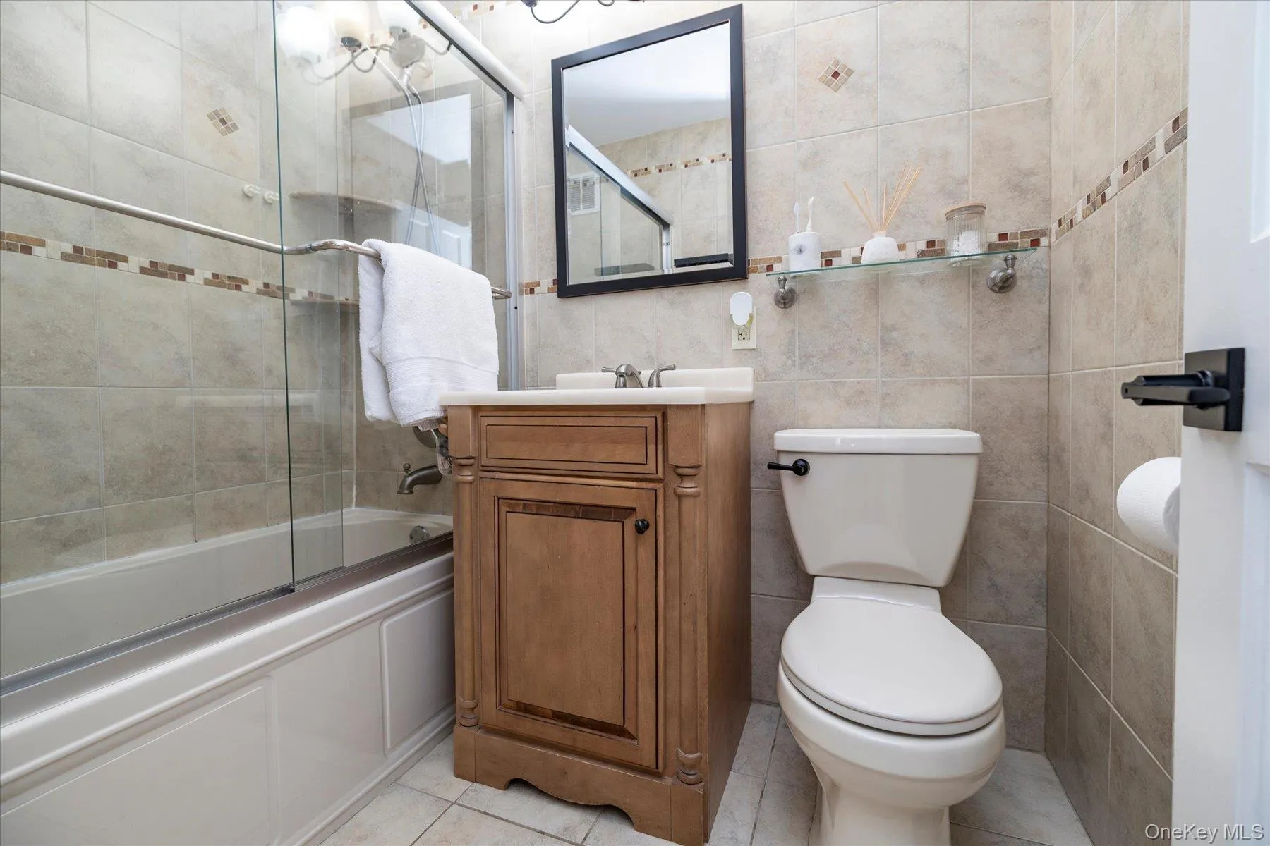 1 E Broadway, Long Beach, NY , With , 1 Bedroom , and , 3 Room , 1 Bathroom , For , Residential Lease , For Rent , 1065093 , MLSID,1065093 1 E Broadway, Long Beach, NY , With , 1 Bedroom , and , 3 Room , 1 Bathroom , For , Residential Lease , For Rent , 1065093 , MLSID,1065093
