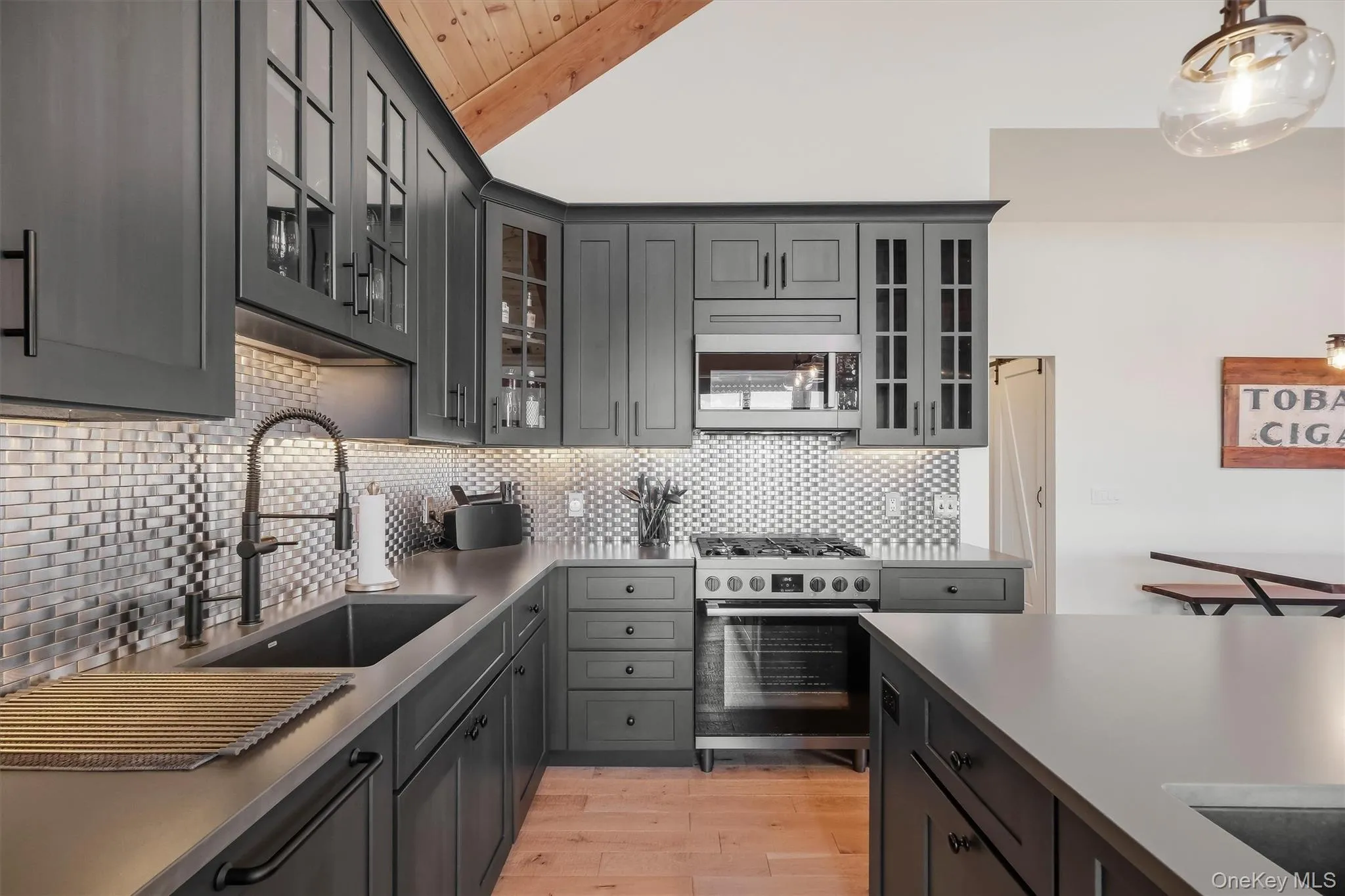 3 Anchor Drive, Newburgh (city), NY, 3 Bedrooms Bedrooms, 13 Rooms Rooms,3 BathroomsBathrooms,Residential,For Rent,Anchor,0,1065101 3 Anchor Drive, Newburgh (city), NY, 3 Bedrooms Bedrooms, 13 Rooms Rooms,3 BathroomsBathrooms,Residential,For Rent,Anchor,0,1065101