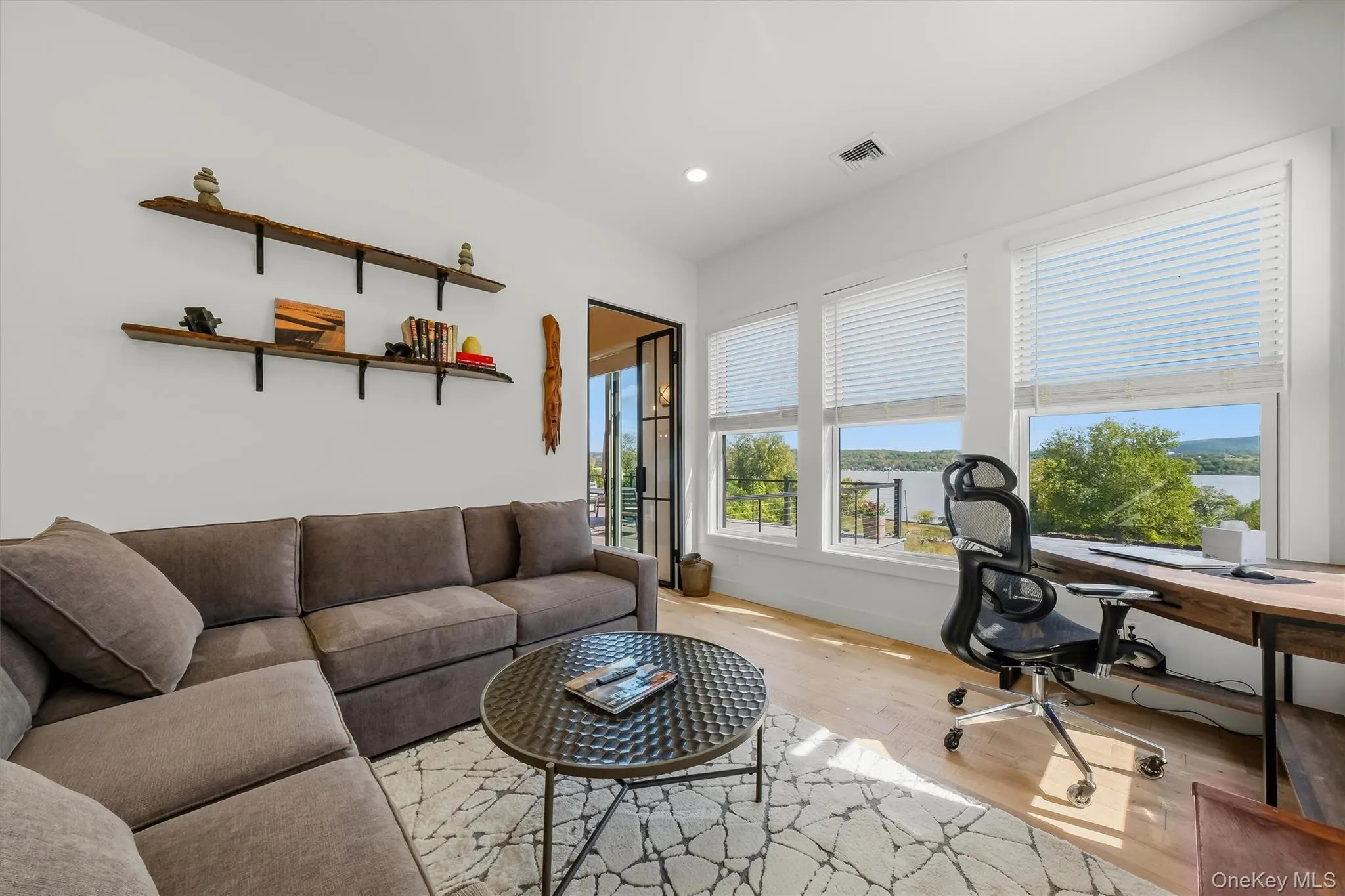 3 Anchor Drive, Newburgh (city), NY, 3 Bedrooms Bedrooms, 13 Rooms Rooms,3 BathroomsBathrooms,Residential,For Rent,Anchor,0,1065101 3 Anchor Drive, Newburgh (city), NY, 3 Bedrooms Bedrooms, 13 Rooms Rooms,3 BathroomsBathrooms,Residential,For Rent,Anchor,0,1065101