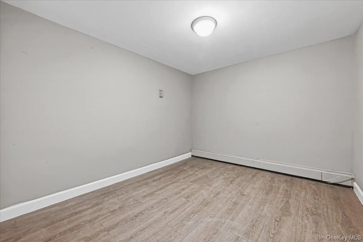 7 High Street, Oyster Bay, NY, 5 Bedrooms Bedrooms, 8 Rooms Rooms,2 BathroomsBathrooms,Residential Lease,For Rent,High,0,1065108 7 High Street, Oyster Bay, NY, 5 Bedrooms Bedrooms, 8 Rooms Rooms,2 BathroomsBathrooms,Residential Lease,For Rent,High,0,1065108