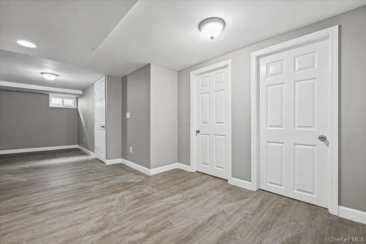7 High Street, Oyster Bay, NY, 5 Bedrooms Bedrooms, 8 Rooms Rooms,2 BathroomsBathrooms,Residential Lease,For Rent,High,0,1065108 7 High Street, Oyster Bay, NY, 5 Bedrooms Bedrooms, 8 Rooms Rooms,2 BathroomsBathrooms,Residential Lease,For Rent,High,0,1065108