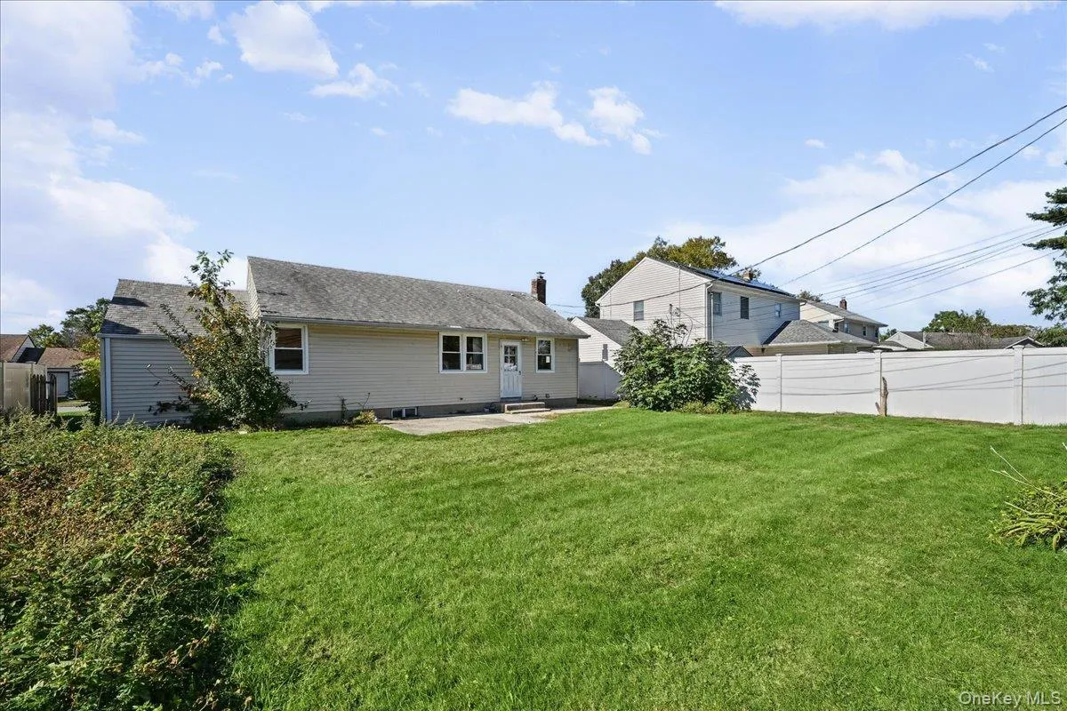 7 High Street, Oyster Bay, NY, 5 Bedrooms Bedrooms, 8 Rooms Rooms,2 BathroomsBathrooms,Residential Lease,For Rent,High,0,1065108 7 High Street, Oyster Bay, NY, 5 Bedrooms Bedrooms, 8 Rooms Rooms,2 BathroomsBathrooms,Residential Lease,For Rent,High,0,1065108