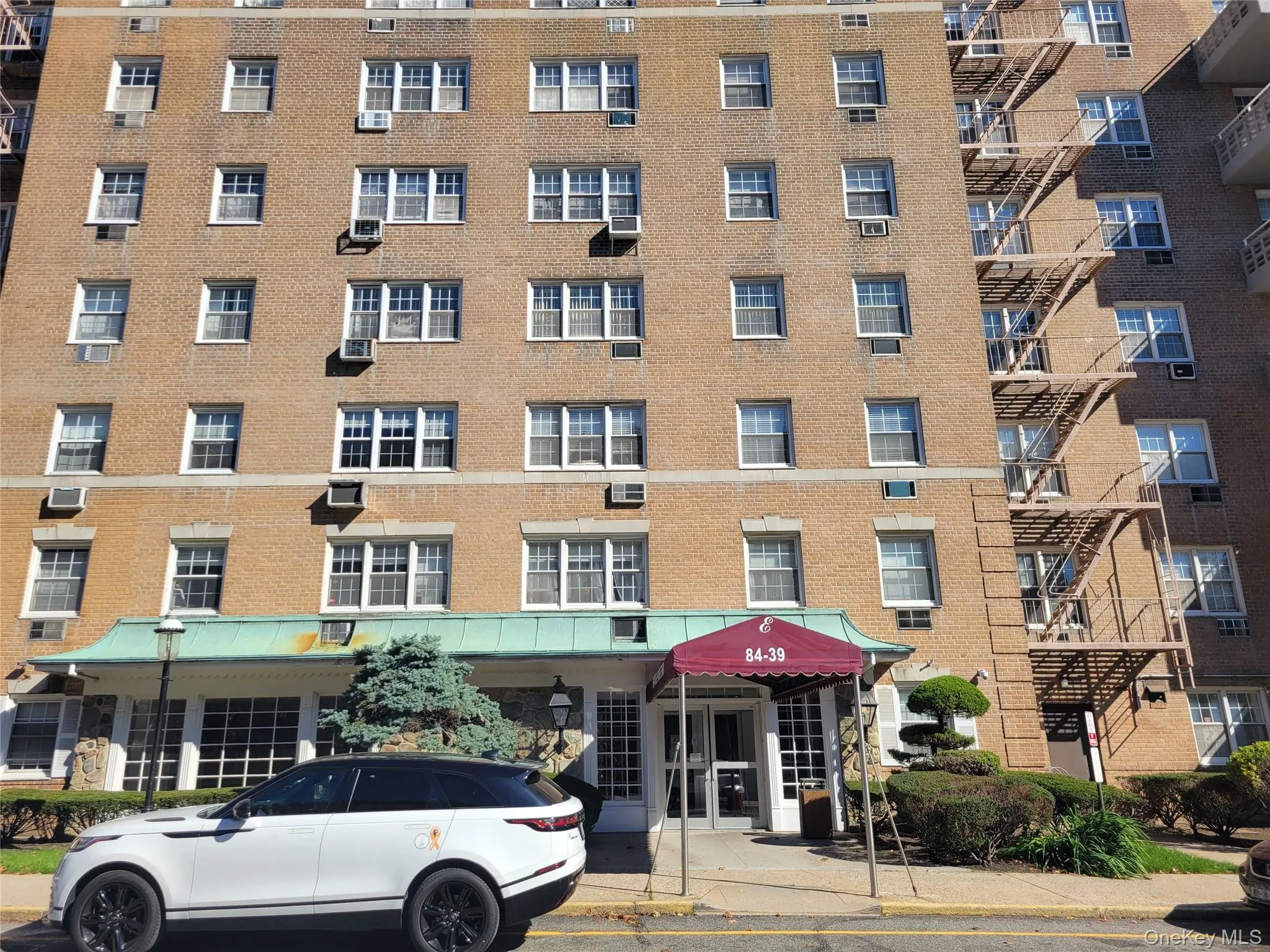 84-39 153rd Avenue, New York, NY, 2 Bedrooms Bedrooms, 5 Rooms Rooms,2 BathroomsBathrooms,Residential,For Rent,153rd,0,1065109 84-39 153rd Avenue, New York, NY, 2 Bedrooms Bedrooms, 5 Rooms Rooms,2 BathroomsBathrooms,Residential,For Rent,153rd,0,1065109