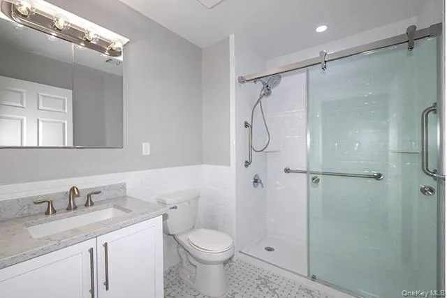 81 Secatogue Avenue, Oyster Bay, NY, 2 Bedrooms Bedrooms, 4 Rooms Rooms,1 BathroomBathrooms,Residential Lease,For Rent,Secatogue,0,1065114 81 Secatogue Avenue, Oyster Bay, NY, 2 Bedrooms Bedrooms, 4 Rooms Rooms,1 BathroomBathrooms,Residential Lease,For Rent,Secatogue,0,1065114