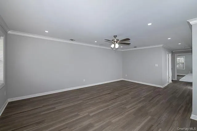 81 Secatogue Avenue, Oyster Bay, NY, 2 Bedrooms Bedrooms, 4 Rooms Rooms,1 BathroomBathrooms,Residential Lease,For Rent,Secatogue,0,1065114 81 Secatogue Avenue, Oyster Bay, NY, 2 Bedrooms Bedrooms, 4 Rooms Rooms,1 BathroomBathrooms,Residential Lease,For Rent,Secatogue,0,1065114