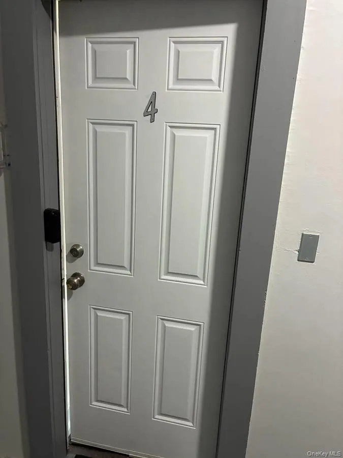 238 Broadway, Newburgh (city), NY , With , 1 Bedroom , and , 3 Room , 1 Bathroom , For , Residential Lease , For Rent , 1065115 , MLSID,1065115 238 Broadway, Newburgh (city), NY , With , 1 Bedroom , and , 3 Room , 1 Bathroom , For , Residential Lease , For Rent , 1065115 , MLSID,1065115