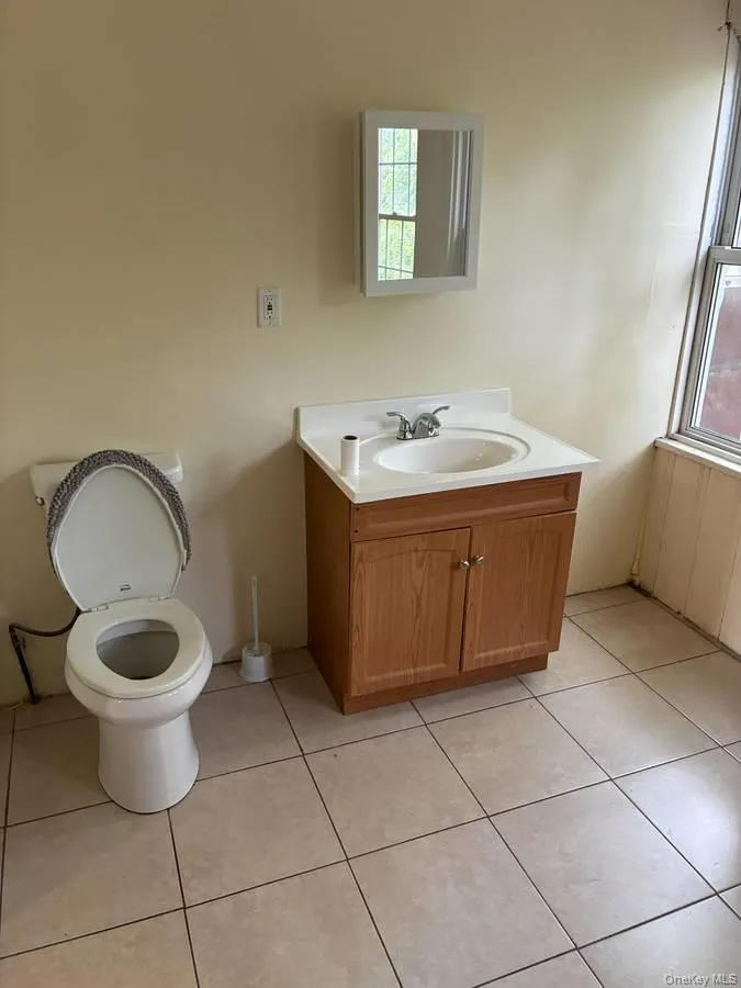 238 Broadway, Newburgh (city), NY , With , 1 Bedroom , and , 3 Room , 1 Bathroom , For , Residential Lease , For Rent , 1065115 , MLSID,1065115 238 Broadway, Newburgh (city), NY , With , 1 Bedroom , and , 3 Room , 1 Bathroom , For , Residential Lease , For Rent , 1065115 , MLSID,1065115