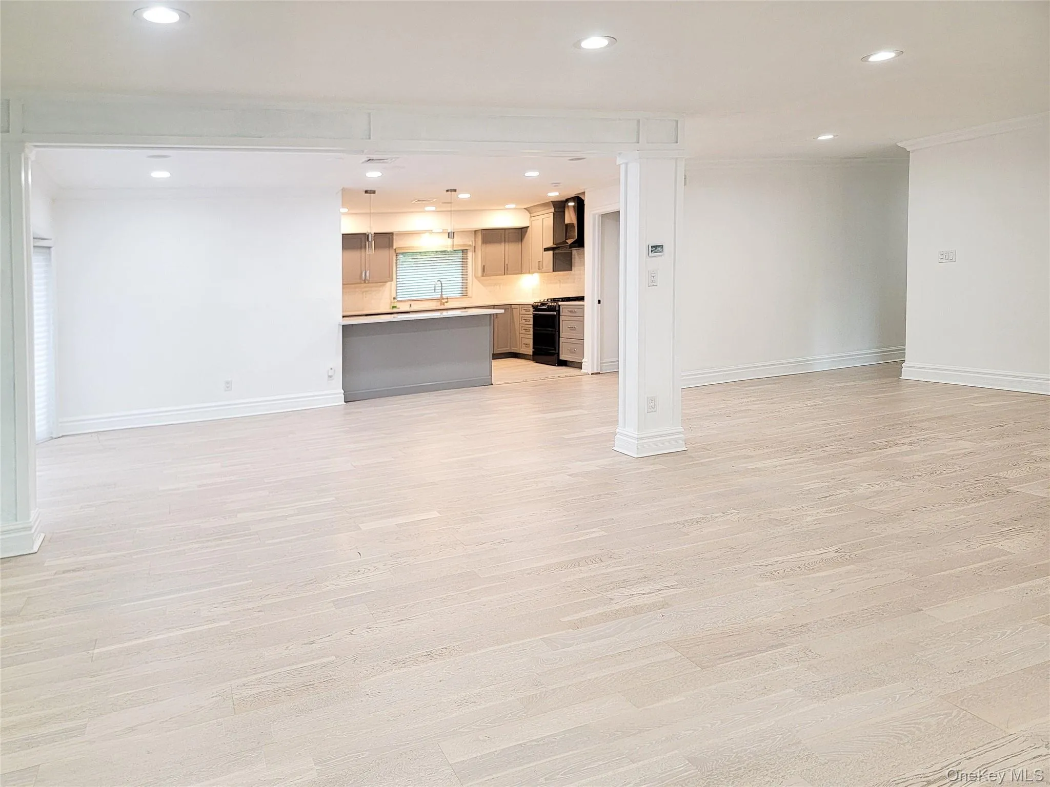 34 Dogwood Road, North Hempstead, NY, 6 Bedrooms Bedrooms, 12 Rooms Rooms,3 BathroomsBathrooms,Residential Lease,For Rent,Dogwood,0,1065117 34 Dogwood Road, North Hempstead, NY, 6 Bedrooms Bedrooms, 12 Rooms Rooms,3 BathroomsBathrooms,Residential Lease,For Rent,Dogwood,0,1065117