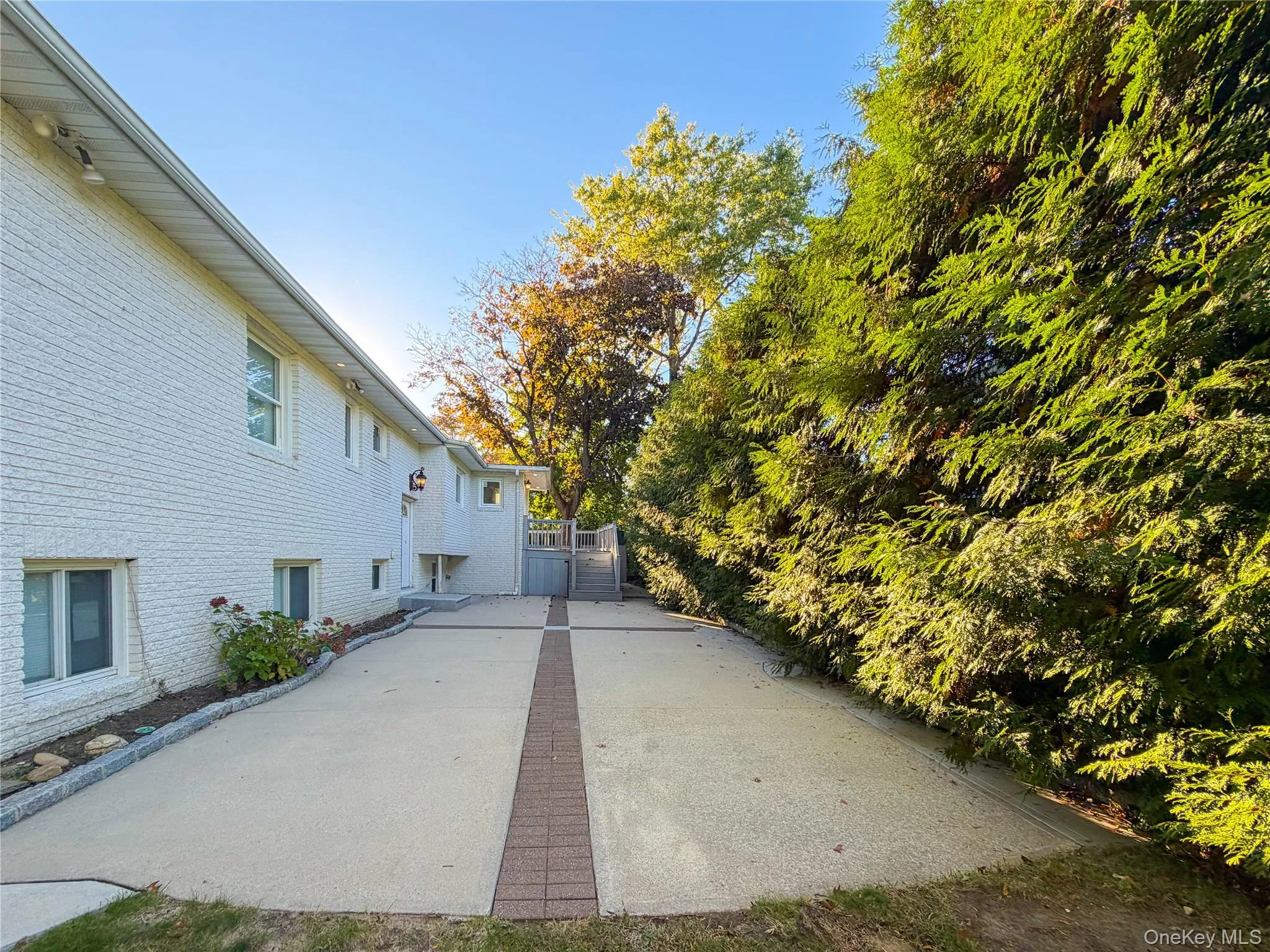 34 Dogwood Road, North Hempstead, NY, 6 Bedrooms Bedrooms, 12 Rooms Rooms,3 BathroomsBathrooms,Residential Lease,For Rent,Dogwood,0,1065117 34 Dogwood Road, North Hempstead, NY, 6 Bedrooms Bedrooms, 12 Rooms Rooms,3 BathroomsBathrooms,Residential Lease,For Rent,Dogwood,0,1065117