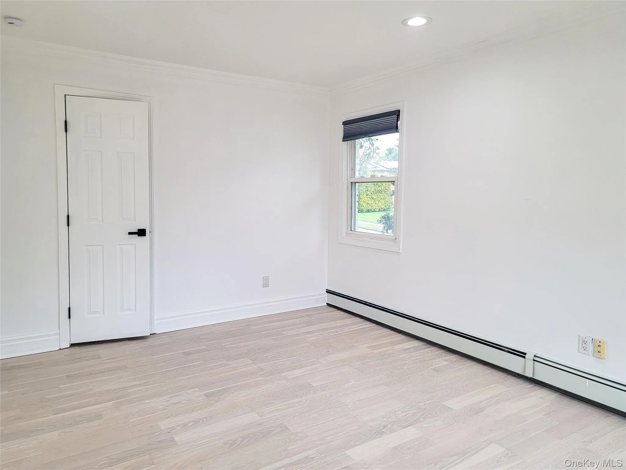 34 Dogwood Road, North Hempstead, NY, 6 Bedrooms Bedrooms, 12 Rooms Rooms,3 BathroomsBathrooms,Residential Lease,For Rent,Dogwood,0,1065117 34 Dogwood Road, North Hempstead, NY, 6 Bedrooms Bedrooms, 12 Rooms Rooms,3 BathroomsBathrooms,Residential Lease,For Rent,Dogwood,0,1065117