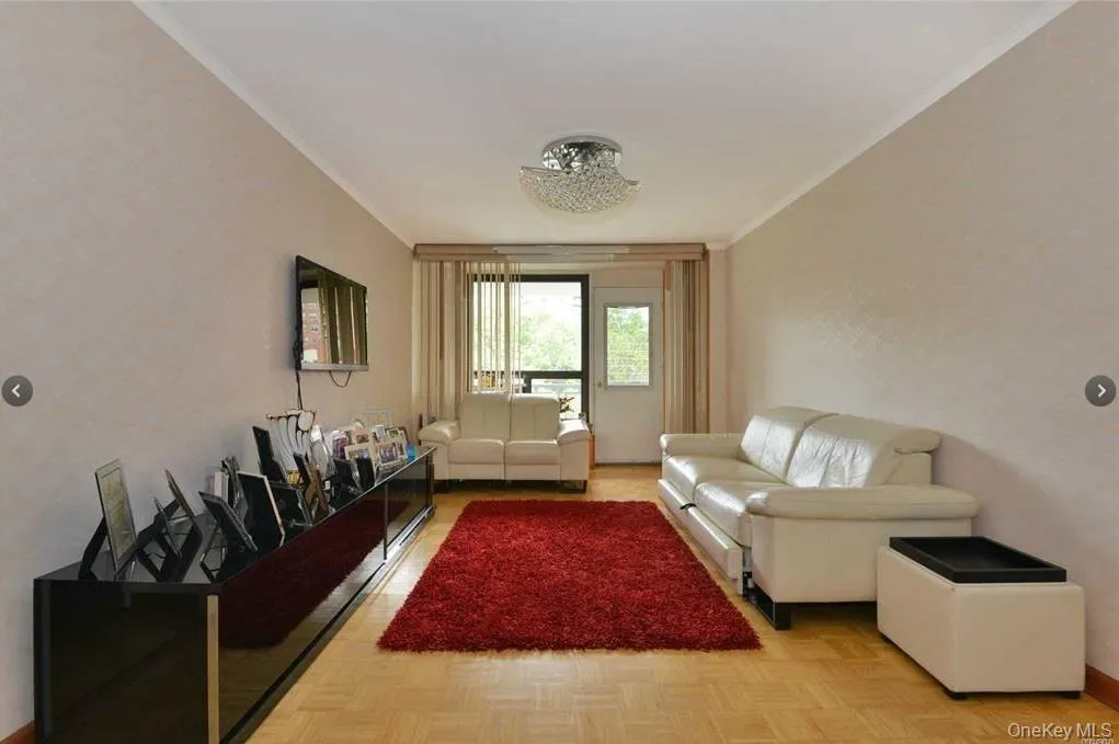 61-15 98 Street, New York, NY, 1 Bedroom Bedrooms, 4 Rooms Rooms,1 BathroomBathrooms,Residential Lease,For Rent,98,0,1065133 61-15 98 Street, New York, NY, 1 Bedroom Bedrooms, 4 Rooms Rooms,1 BathroomBathrooms,Residential Lease,For Rent,98,0,1065133