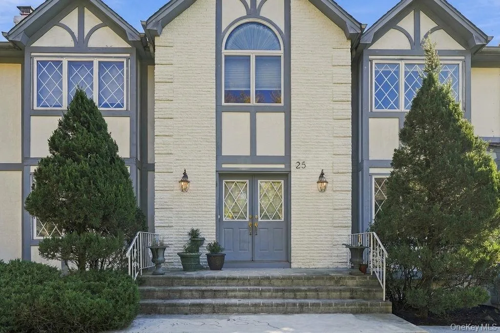 25 Smith Hill Road, Ramapo, NY, 5 Bedrooms Bedrooms, 10 Rooms Rooms,2 BathroomsBathrooms,Residential,For Rent,Smith Hill,0,1065151 25 Smith Hill Road, Ramapo, NY, 5 Bedrooms Bedrooms, 10 Rooms Rooms,2 BathroomsBathrooms,Residential,For Rent,Smith Hill,0,1065151