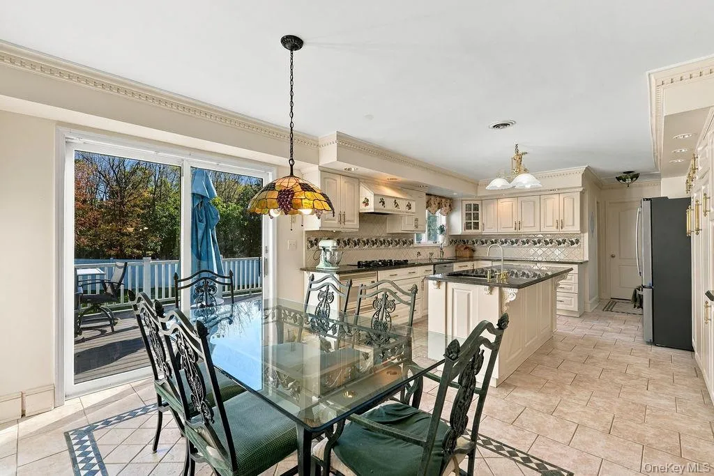 25 Smith Hill Road, Ramapo, NY, 5 Bedrooms Bedrooms, 10 Rooms Rooms,2 BathroomsBathrooms,Residential,For Rent,Smith Hill,0,1065151 25 Smith Hill Road, Ramapo, NY, 5 Bedrooms Bedrooms, 10 Rooms Rooms,2 BathroomsBathrooms,Residential,For Rent,Smith Hill,0,1065151