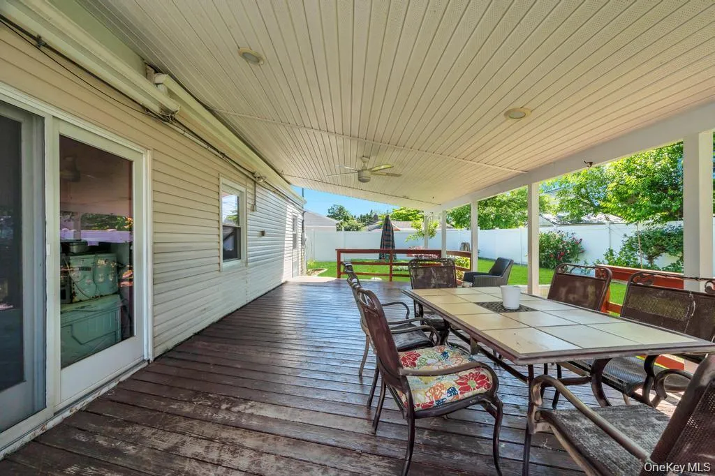 156 Shelter Lane, Hempstead, NY, 4 Bedrooms Bedrooms, 10 Rooms Rooms,2 BathroomsBathrooms,Residential,For Rent,Shelter,0,1065158 156 Shelter Lane, Hempstead, NY, 4 Bedrooms Bedrooms, 10 Rooms Rooms,2 BathroomsBathrooms,Residential,For Rent,Shelter,0,1065158