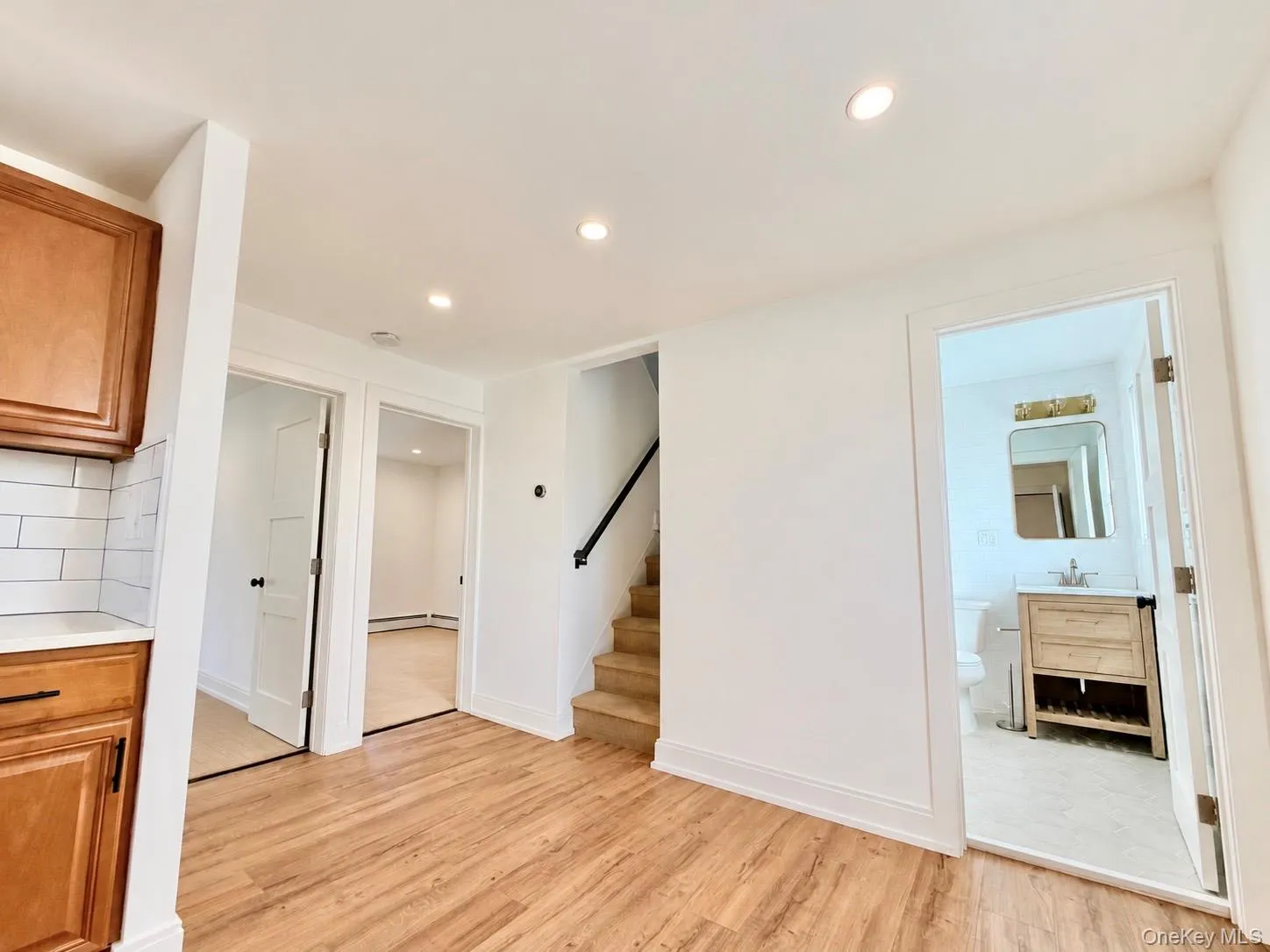 120 Princeton Street, North Hempstead, NY , With , 2 Bedroom , and , 5 Room , 1 Bathroom , For , Residential Lease , For Rent , 1065169 , MLSID,1065169 120 Princeton Street, North Hempstead, NY , With , 2 Bedroom , and , 5 Room , 1 Bathroom , For , Residential Lease , For Rent , 1065169 , MLSID,1065169