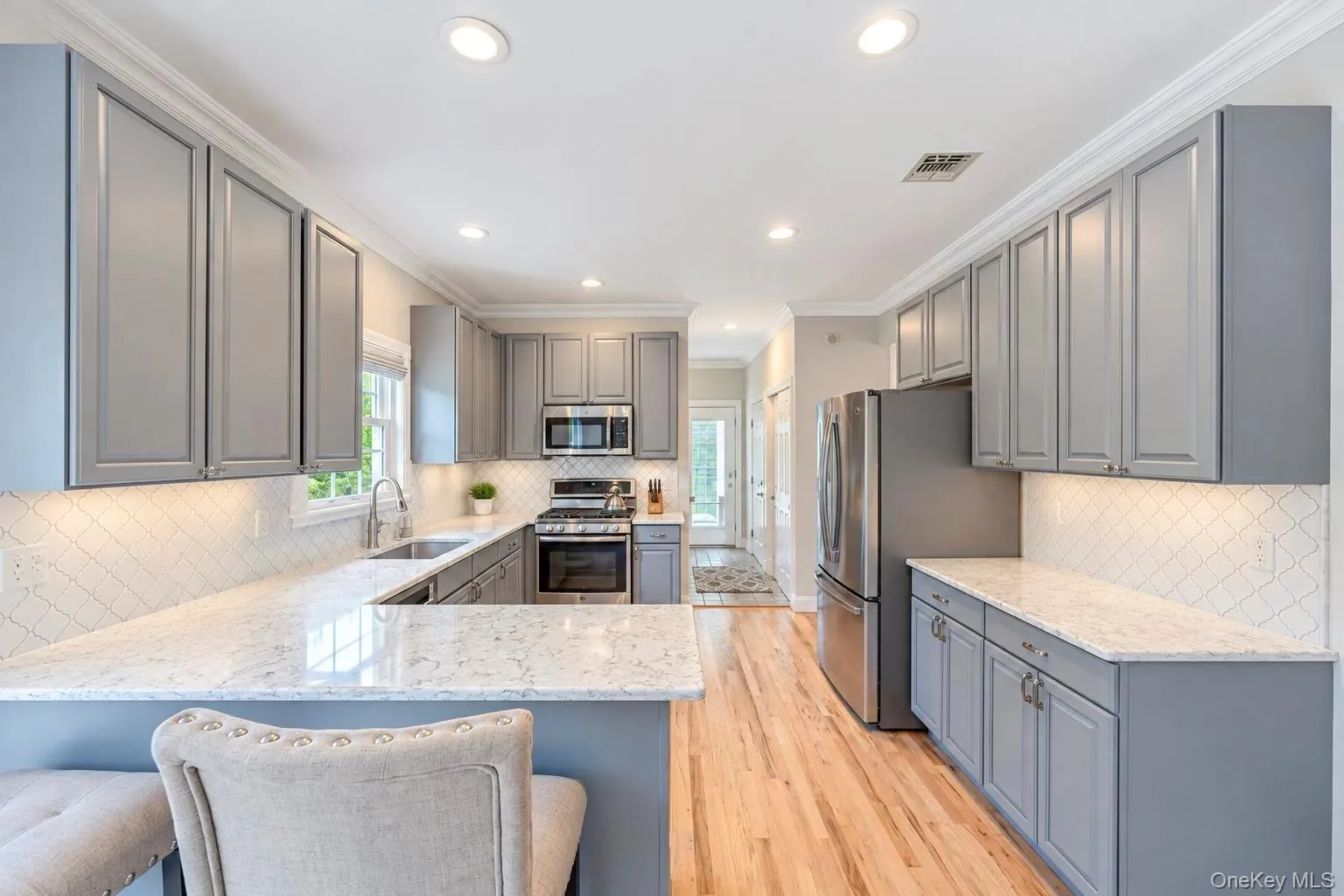 18 Adamson Street, Brookhaven, NY, 4 Bedrooms Bedrooms, 9 Rooms Rooms,2 BathroomsBathrooms,Residential,For Rent,Adamson,0,1065193 18 Adamson Street, Brookhaven, NY, 4 Bedrooms Bedrooms, 9 Rooms Rooms,2 BathroomsBathrooms,Residential,For Rent,Adamson,0,1065193