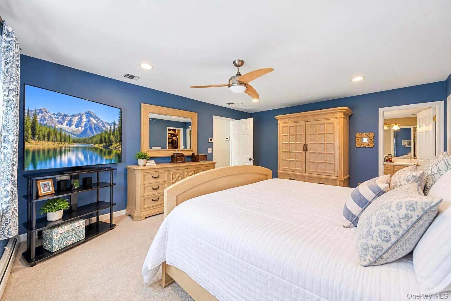 18 Adamson Street, Brookhaven, NY, 4 Bedrooms Bedrooms, 9 Rooms Rooms,2 BathroomsBathrooms,Residential,For Rent,Adamson,0,1065193 18 Adamson Street, Brookhaven, NY, 4 Bedrooms Bedrooms, 9 Rooms Rooms,2 BathroomsBathrooms,Residential,For Rent,Adamson,0,1065193