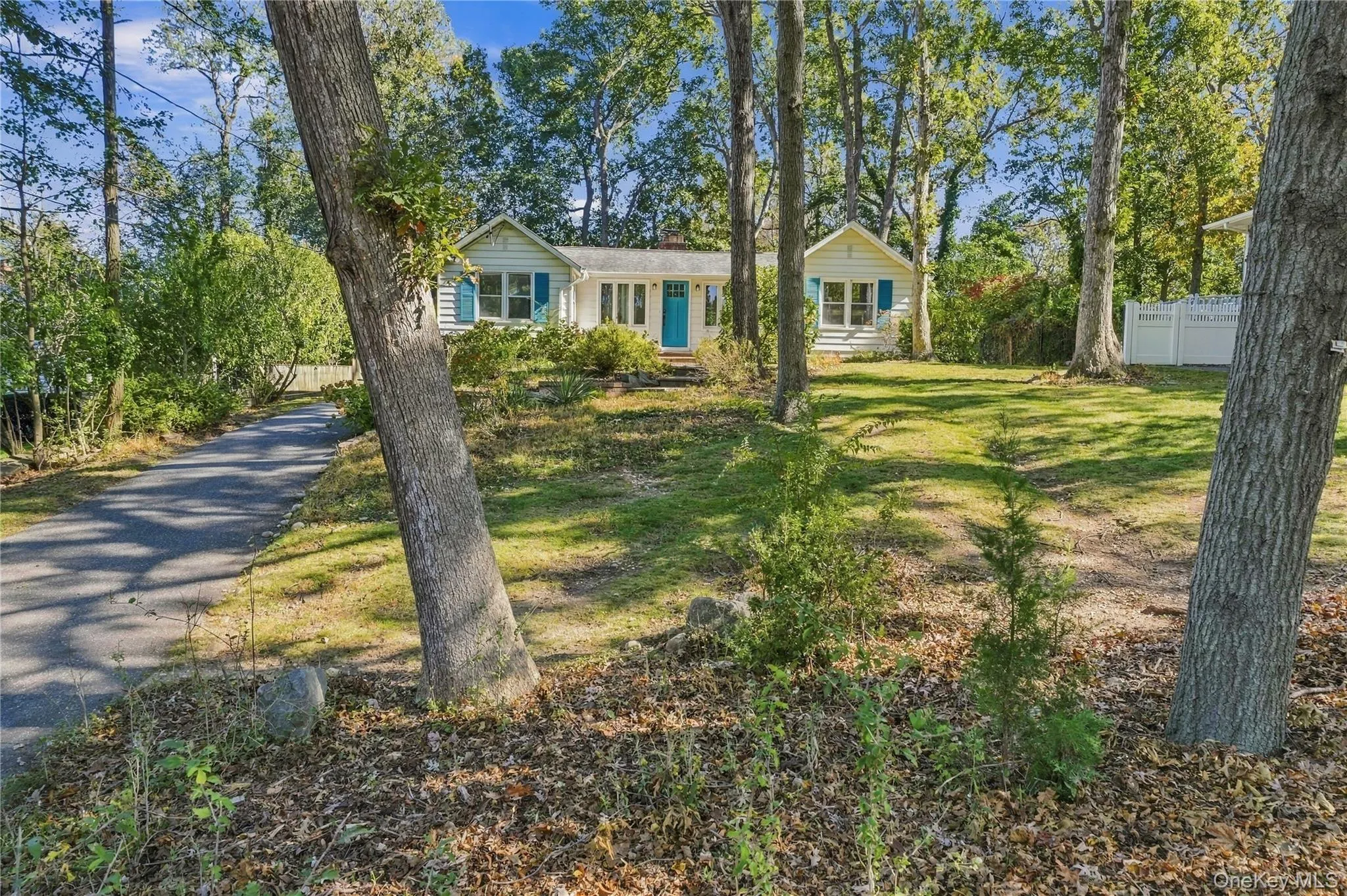 38 Longview Avenue, Brookhaven, NY, 4 Bedrooms Bedrooms, 7 Rooms Rooms,2 BathroomsBathrooms,Residential,For Rent,Longview,0,1065194 38 Longview Avenue, Brookhaven, NY, 4 Bedrooms Bedrooms, 7 Rooms Rooms,2 BathroomsBathrooms,Residential,For Rent,Longview,0,1065194