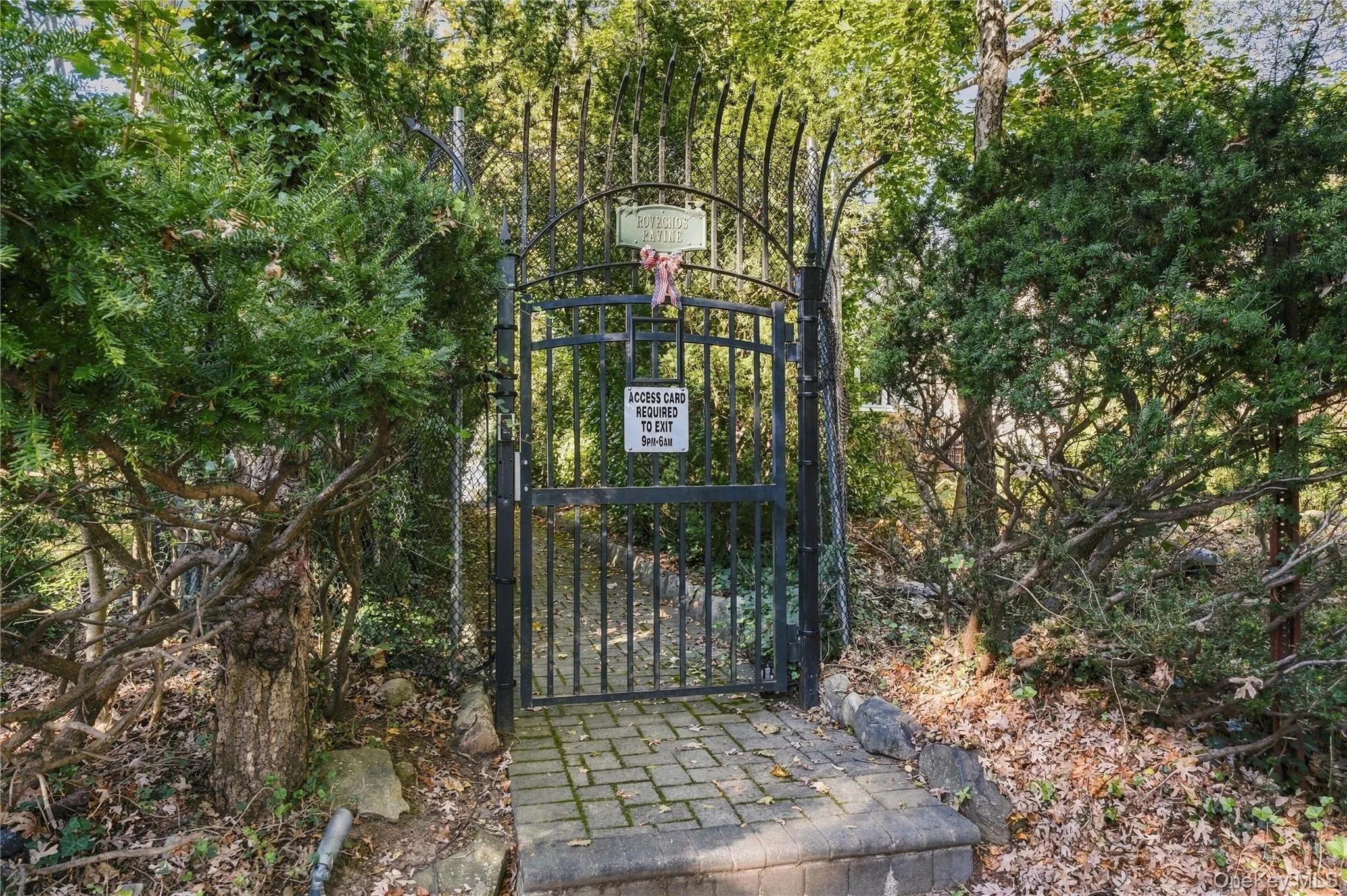 38 Longview Avenue, Brookhaven, NY, 4 Bedrooms Bedrooms, 7 Rooms Rooms,2 BathroomsBathrooms,Residential,For Rent,Longview,0,1065194 38 Longview Avenue, Brookhaven, NY, 4 Bedrooms Bedrooms, 7 Rooms Rooms,2 BathroomsBathrooms,Residential,For Rent,Longview,0,1065194