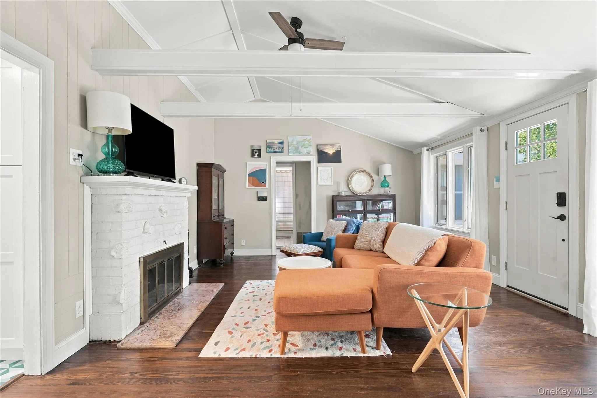 38 Longview Avenue, Brookhaven, NY, 4 Bedrooms Bedrooms, 7 Rooms Rooms,2 BathroomsBathrooms,Residential,For Rent,Longview,0,1065194 38 Longview Avenue, Brookhaven, NY, 4 Bedrooms Bedrooms, 7 Rooms Rooms,2 BathroomsBathrooms,Residential,For Rent,Longview,0,1065194