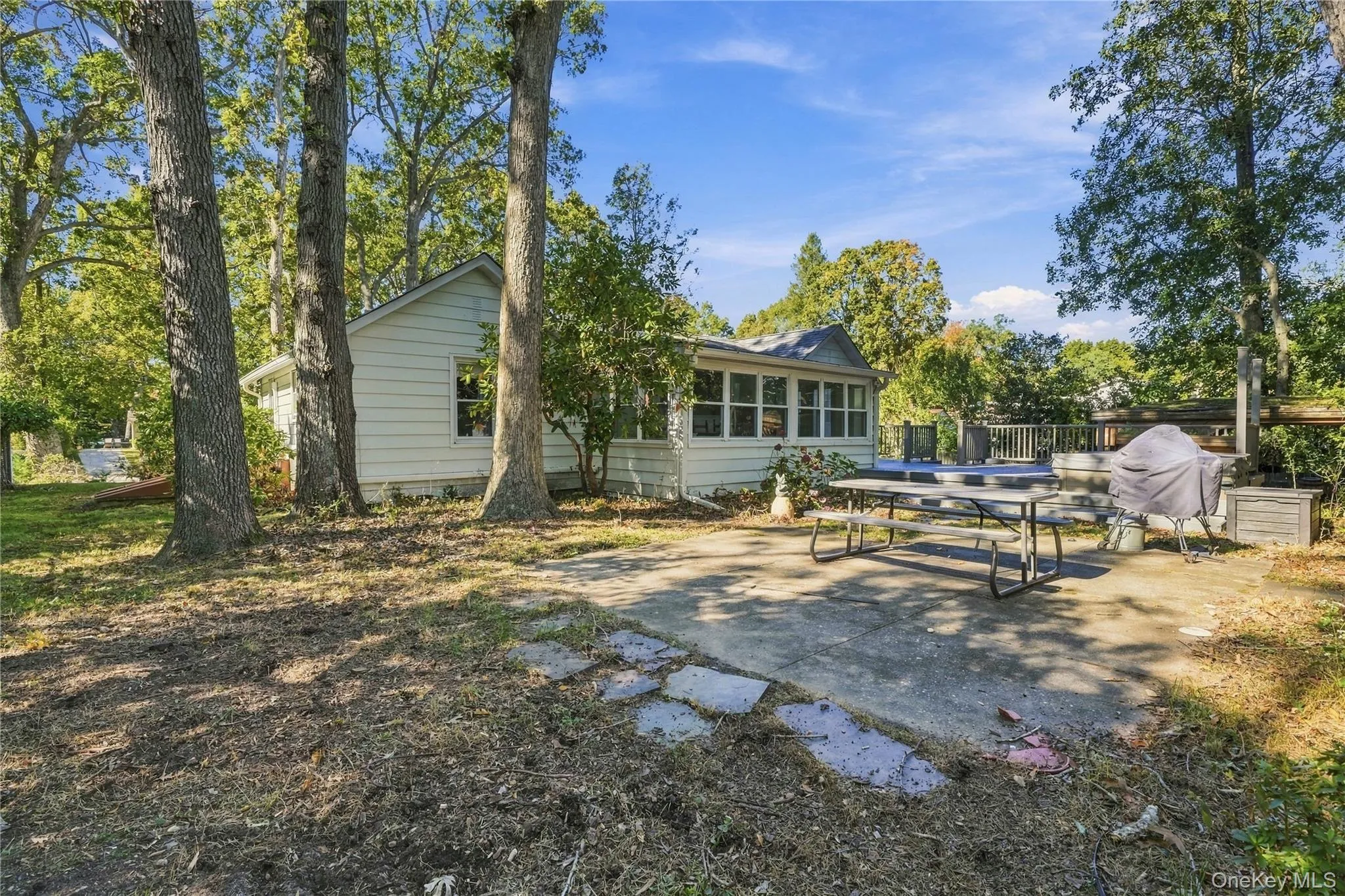 38 Longview Avenue, Brookhaven, NY, 4 Bedrooms Bedrooms, 7 Rooms Rooms,2 BathroomsBathrooms,Residential,For Rent,Longview,0,1065194 38 Longview Avenue, Brookhaven, NY, 4 Bedrooms Bedrooms, 7 Rooms Rooms,2 BathroomsBathrooms,Residential,For Rent,Longview,0,1065194