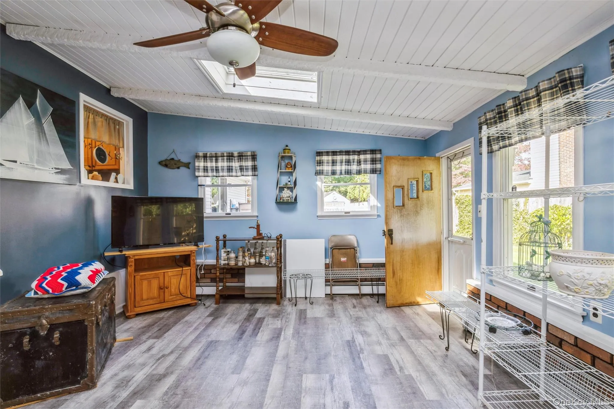 26 Iroquois Avenue, Huntington, NY, 3 Bedrooms Bedrooms, 8 Rooms Rooms,2 BathroomsBathrooms,Residential,For Rent,Iroquois,0,1065196 26 Iroquois Avenue, Huntington, NY, 3 Bedrooms Bedrooms, 8 Rooms Rooms,2 BathroomsBathrooms,Residential,For Rent,Iroquois,0,1065196