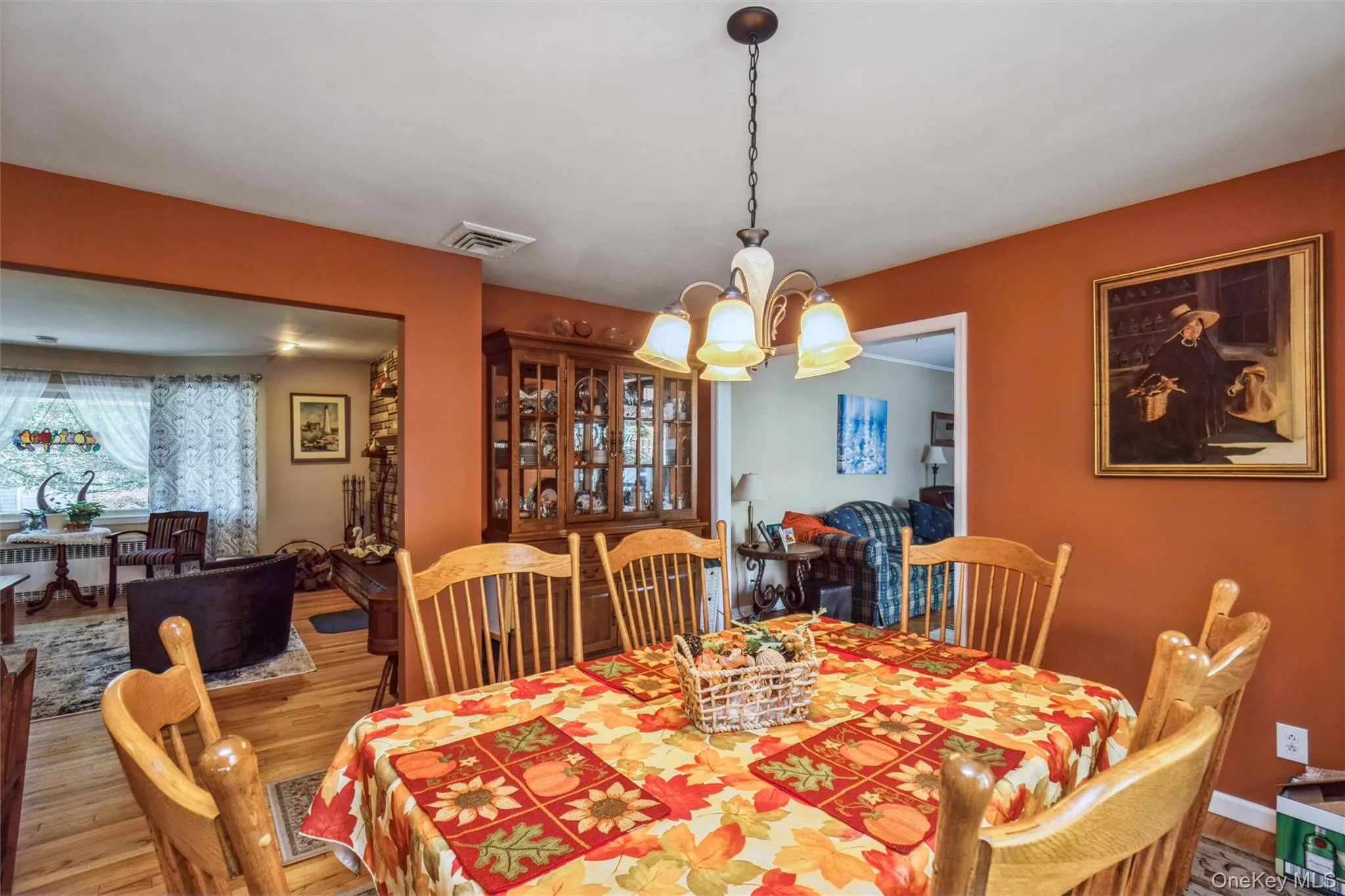 26 Iroquois Avenue, Huntington, NY, 3 Bedrooms Bedrooms, 8 Rooms Rooms,2 BathroomsBathrooms,Residential,For Rent,Iroquois,0,1065196 26 Iroquois Avenue, Huntington, NY, 3 Bedrooms Bedrooms, 8 Rooms Rooms,2 BathroomsBathrooms,Residential,For Rent,Iroquois,0,1065196