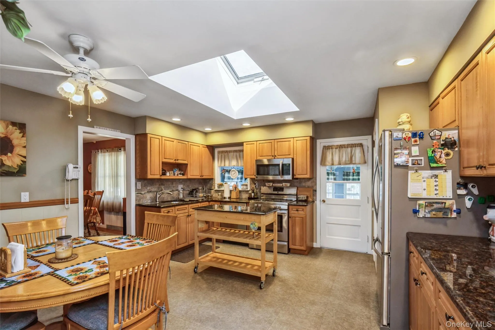 26 Iroquois Avenue, Huntington, NY, 3 Bedrooms Bedrooms, 8 Rooms Rooms,2 BathroomsBathrooms,Residential,For Rent,Iroquois,0,1065196 26 Iroquois Avenue, Huntington, NY, 3 Bedrooms Bedrooms, 8 Rooms Rooms,2 BathroomsBathrooms,Residential,For Rent,Iroquois,0,1065196