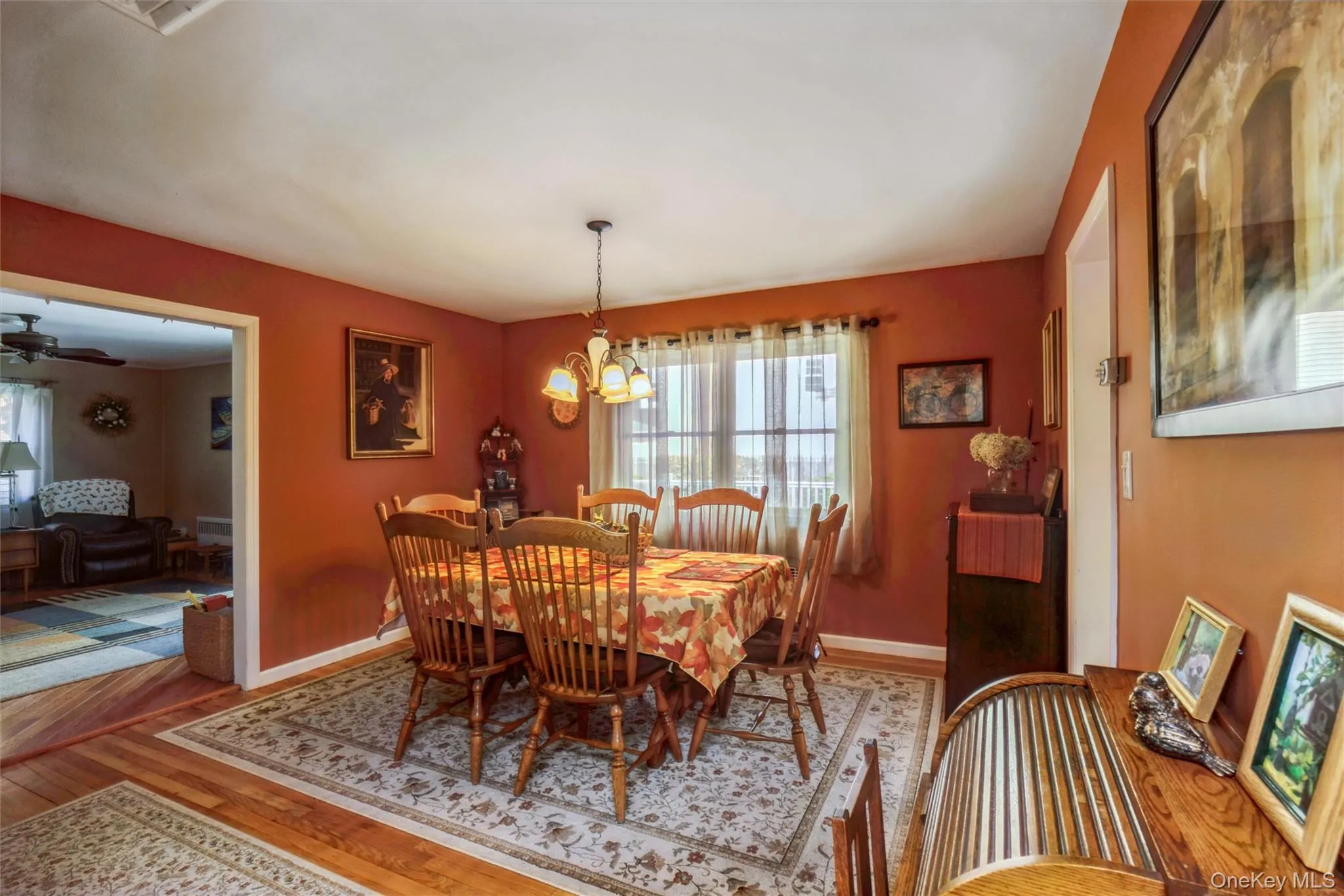 26 Iroquois Avenue, Huntington, NY, 3 Bedrooms Bedrooms, 8 Rooms Rooms,2 BathroomsBathrooms,Residential,For Rent,Iroquois,0,1065196 26 Iroquois Avenue, Huntington, NY, 3 Bedrooms Bedrooms, 8 Rooms Rooms,2 BathroomsBathrooms,Residential,For Rent,Iroquois,0,1065196
