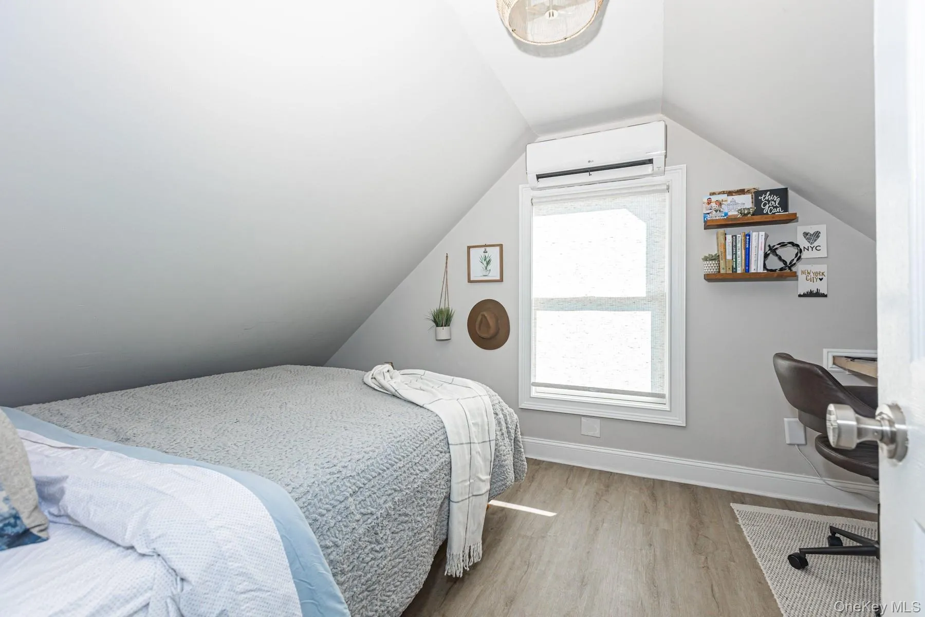 222 Cedar Lane, Babylon, NY , With , 2 Bedroom , and , 5 Room , 1 Bathroom , For , Residential Lease , For Rent , 1065276 , MLSID,1065276 222 Cedar Lane, Babylon, NY , With , 2 Bedroom , and , 5 Room , 1 Bathroom , For , Residential Lease , For Rent , 1065276 , MLSID,1065276
