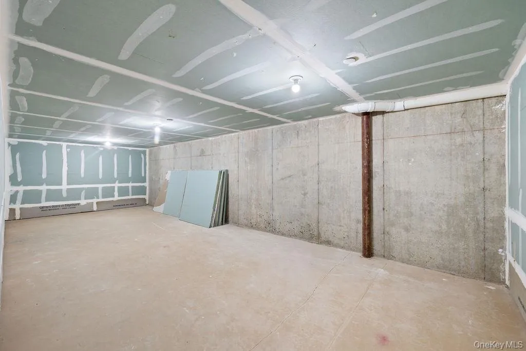 36 Calvert Drive, Ramapo, NY, 4 Bedrooms Bedrooms, 7 Rooms Rooms,2 BathroomsBathrooms,Residential,For Rent,Calvert,0,1065282 36 Calvert Drive, Ramapo, NY, 4 Bedrooms Bedrooms, 7 Rooms Rooms,2 BathroomsBathrooms,Residential,For Rent,Calvert,0,1065282