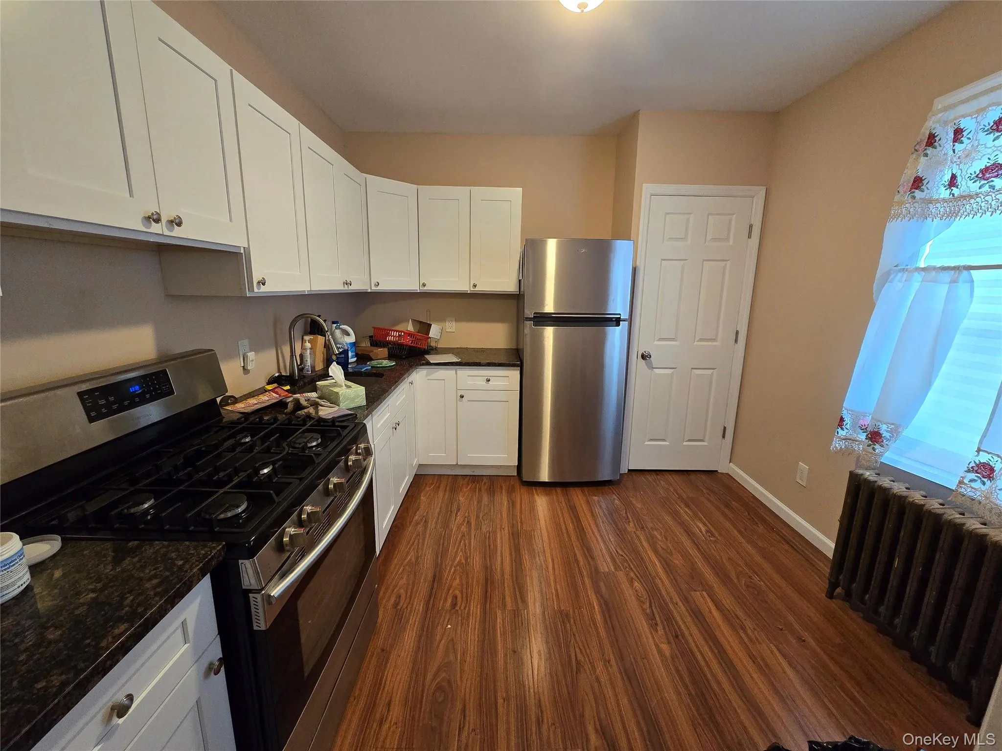 161-26 129th Avenue, New York, NY, 2 Bedrooms Bedrooms, 4 Rooms Rooms,1 BathroomBathrooms,Residential,For Rent,129th,0,1065295 161-26 129th Avenue, New York, NY, 2 Bedrooms Bedrooms, 4 Rooms Rooms,1 BathroomBathrooms,Residential,For Rent,129th,0,1065295