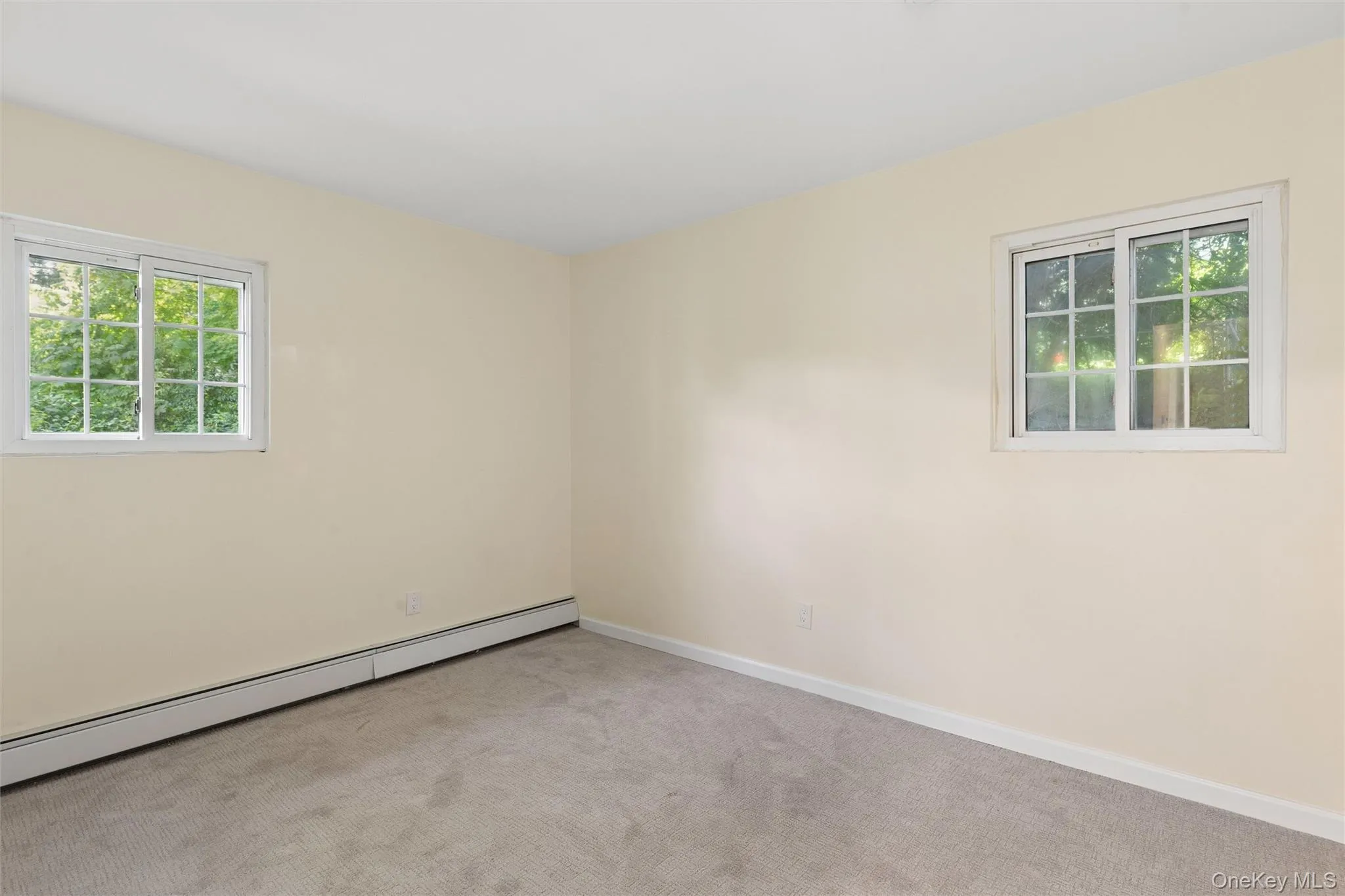 115 Rosemont Avenue, Brookhaven, NY, 4 Bedrooms Bedrooms, 7 Rooms Rooms,2 BathroomsBathrooms,Residential,For Rent,Rosemont,0,1065297 115 Rosemont Avenue, Brookhaven, NY, 4 Bedrooms Bedrooms, 7 Rooms Rooms,2 BathroomsBathrooms,Residential,For Rent,Rosemont,0,1065297