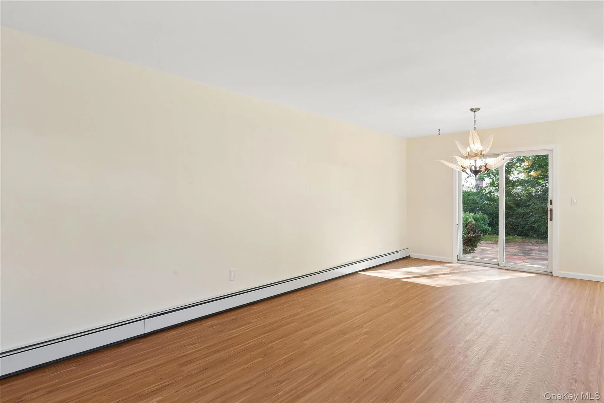 115 Rosemont Avenue, Brookhaven, NY, 4 Bedrooms Bedrooms, 7 Rooms Rooms,2 BathroomsBathrooms,Residential,For Rent,Rosemont,0,1065297 115 Rosemont Avenue, Brookhaven, NY, 4 Bedrooms Bedrooms, 7 Rooms Rooms,2 BathroomsBathrooms,Residential,For Rent,Rosemont,0,1065297