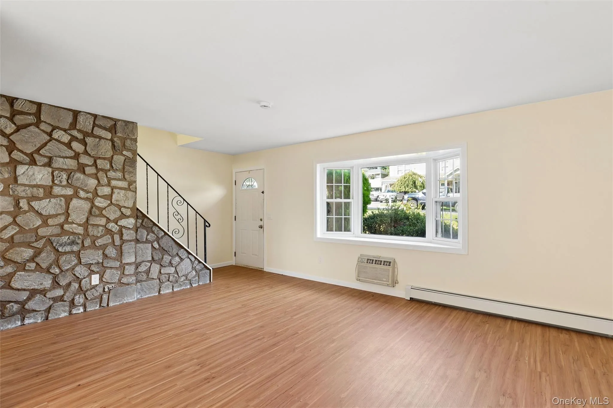 115 Rosemont Avenue, Brookhaven, NY, 4 Bedrooms Bedrooms, 7 Rooms Rooms,2 BathroomsBathrooms,Residential,For Rent,Rosemont,0,1065297 115 Rosemont Avenue, Brookhaven, NY, 4 Bedrooms Bedrooms, 7 Rooms Rooms,2 BathroomsBathrooms,Residential,For Rent,Rosemont,0,1065297