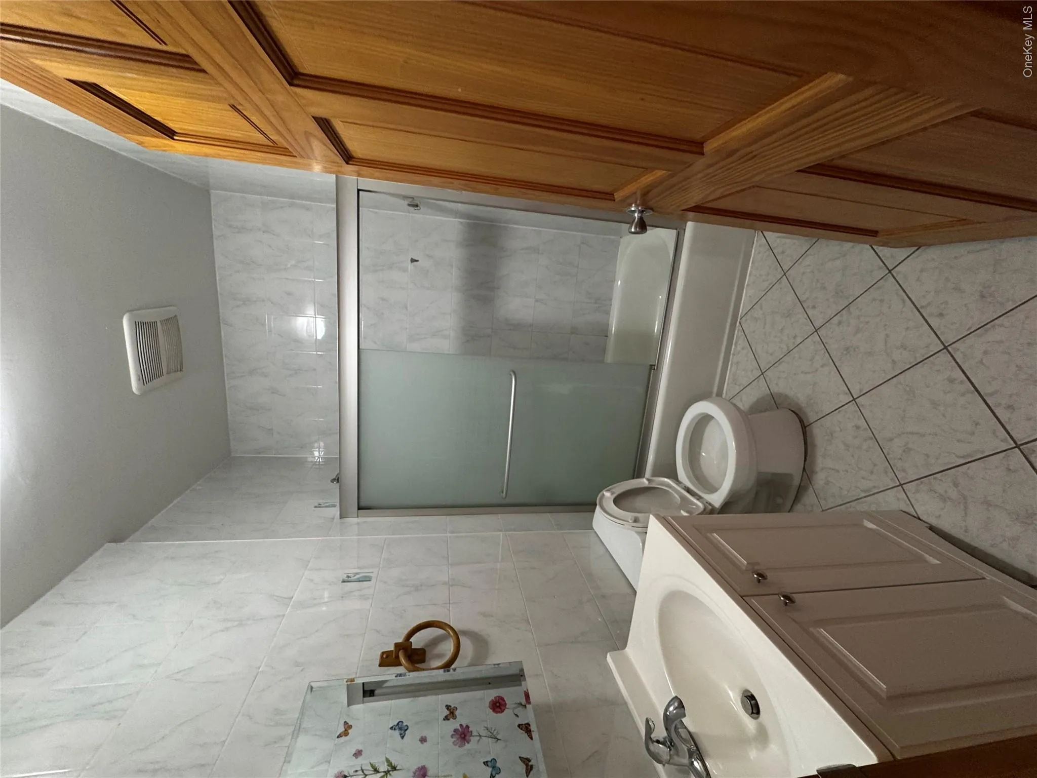 71-16 66th Drive, New York, NY , With , 5 Bedroom , and , 6 Room , 1 Bathroom , For , Residential Lease , For Rent , 1065298 , MLSID,1065298 71-16 66th Drive, New York, NY , With , 5 Bedroom , and , 6 Room , 1 Bathroom , For , Residential Lease , For Rent , 1065298 , MLSID,1065298