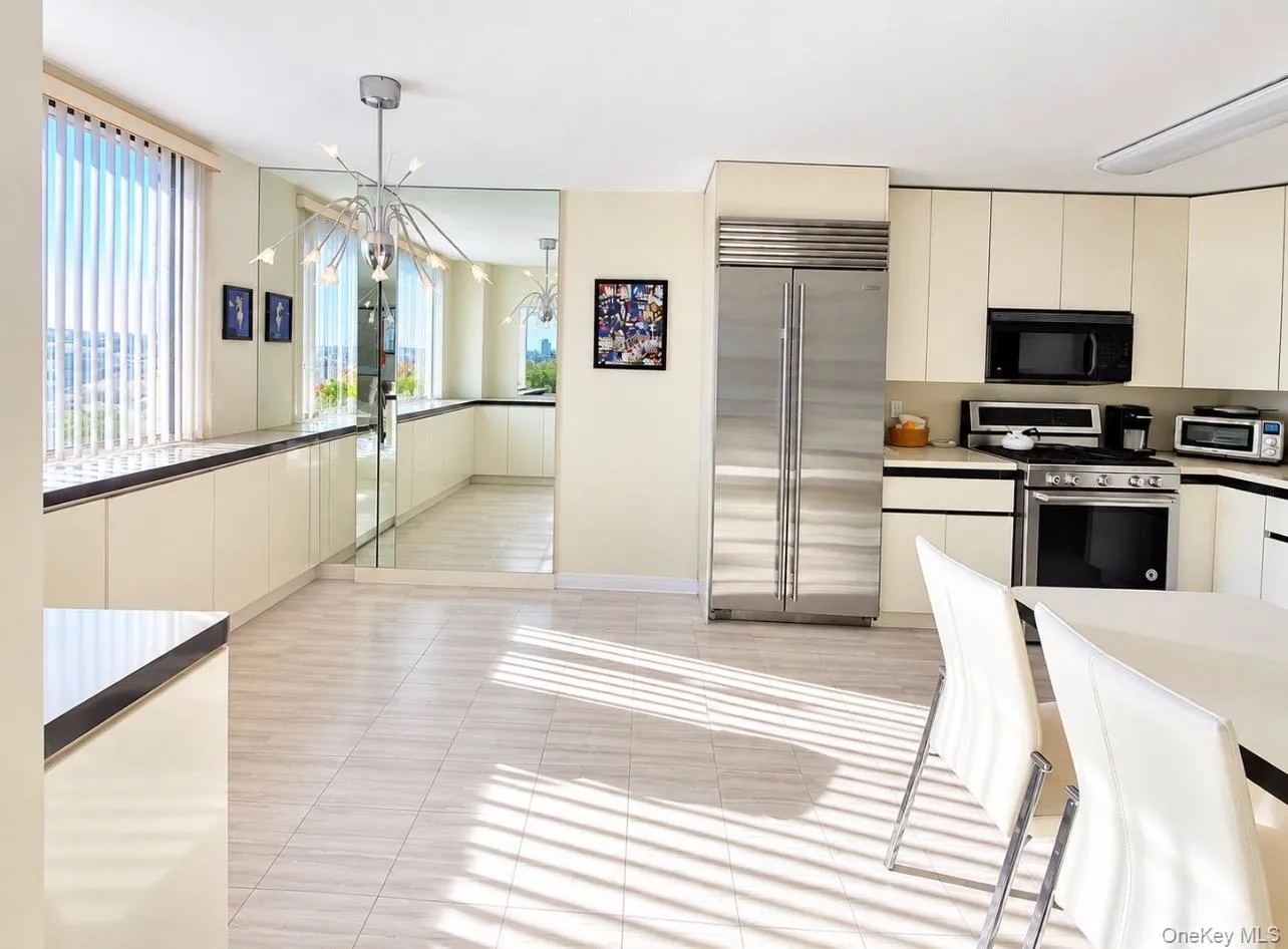 1 Bay Club Drive, New York, NY, 2 Bedrooms Bedrooms, 5 Rooms Rooms,2 BathroomsBathrooms,Residential,For Rent,Bay Club,0,1065313 1 Bay Club Drive, New York, NY, 2 Bedrooms Bedrooms, 5 Rooms Rooms,2 BathroomsBathrooms,Residential,For Rent,Bay Club,0,1065313