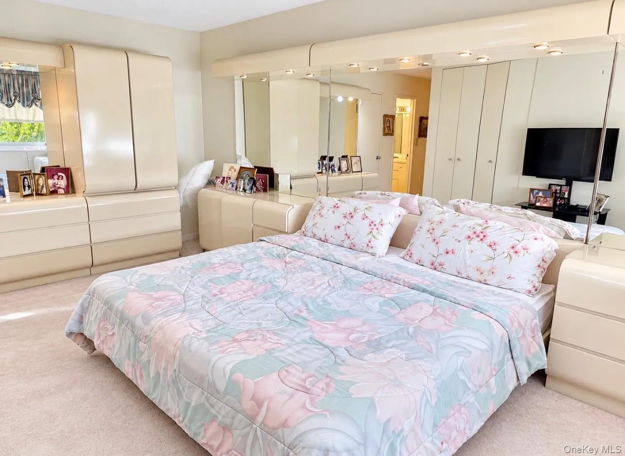 1 Bay Club Drive, New York, NY, 2 Bedrooms Bedrooms, 5 Rooms Rooms,2 BathroomsBathrooms,Residential,For Rent,Bay Club,0,1065313 1 Bay Club Drive, New York, NY, 2 Bedrooms Bedrooms, 5 Rooms Rooms,2 BathroomsBathrooms,Residential,For Rent,Bay Club,0,1065313