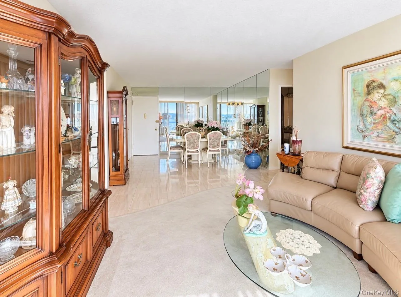 1 Bay Club Drive, New York, NY, 2 Bedrooms Bedrooms, 5 Rooms Rooms,2 BathroomsBathrooms,Residential,For Rent,Bay Club,0,1065313 1 Bay Club Drive, New York, NY, 2 Bedrooms Bedrooms, 5 Rooms Rooms,2 BathroomsBathrooms,Residential,For Rent,Bay Club,0,1065313